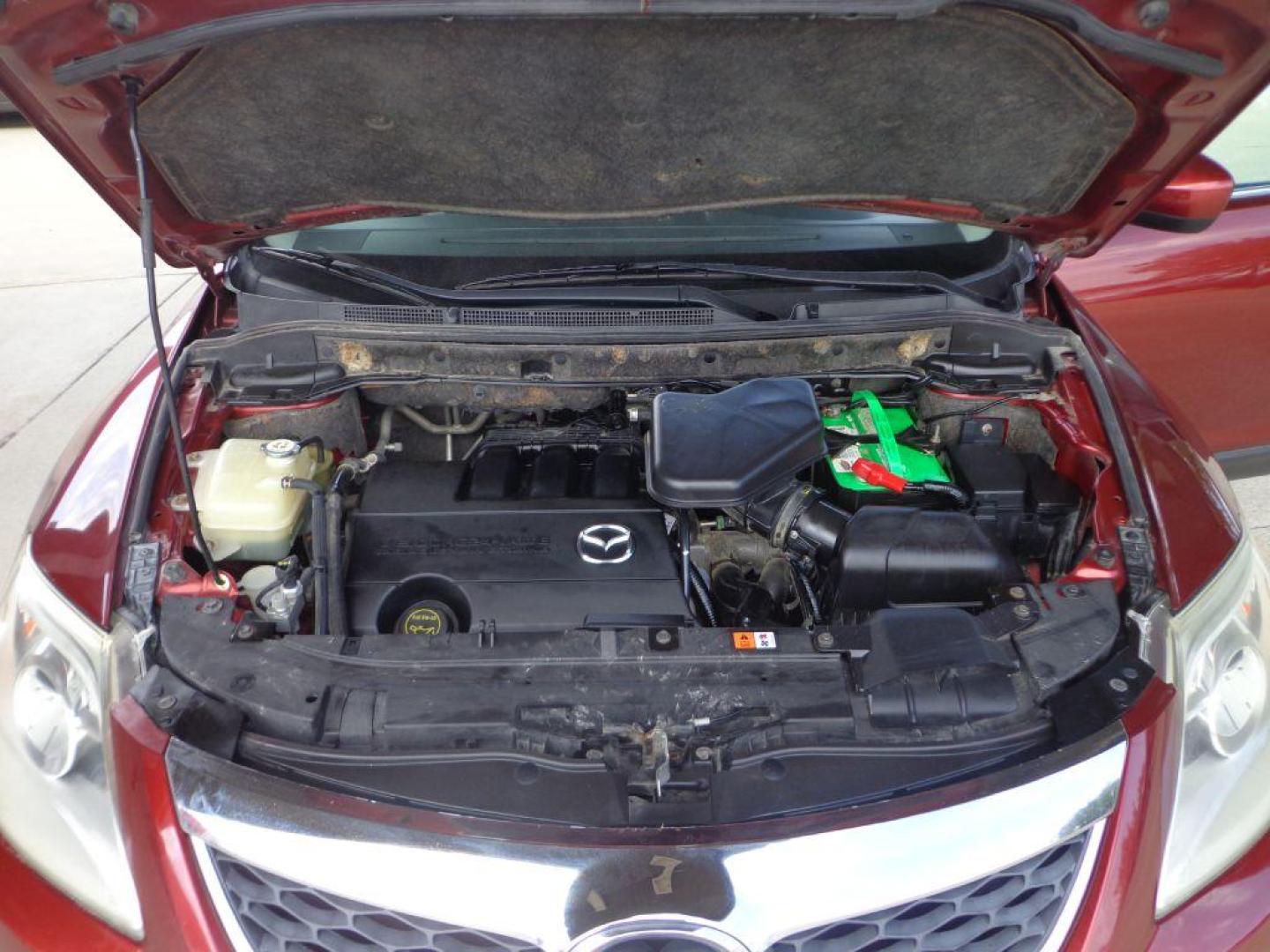 2012 MAROON MAZDA CX-9 (JM3TB3CA6C0) with an 3.7L engine, Automatic transmission, located at 6610 L St., Omaha, NE, 68117, (402) 731-7800, 41.212872, -96.014702 - FRESH TRADE- PRE INSPECTED- 3RD ROW- RUNS GREAT WITH NEWER TIRES! *****We have found that most customers do the majority of their shopping online before visiting a dealership. For this reason we feel it necessary to have a competitive price on our used vehicles right up front. We spend time r - Photo#11
