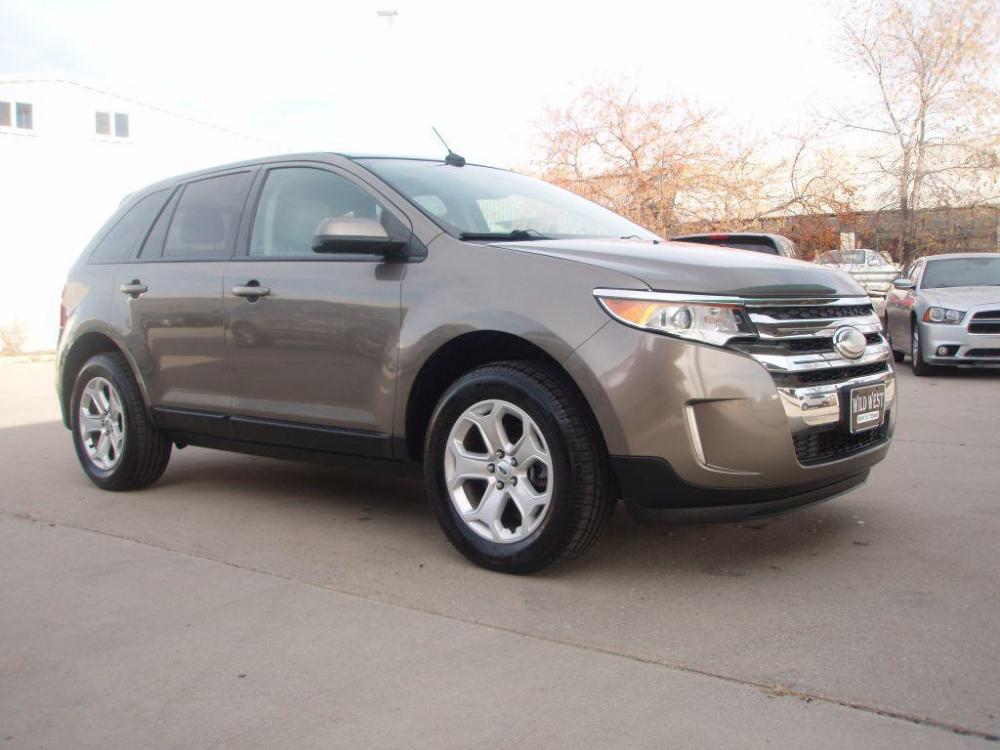 2013 TAN FORD EDGE SEL (2FMDK4JC7DB) with an 3.5L engine, Automatic transmission, located at 6610 L St., Omaha, NE, 68117, (402) 731-7800, 41.212872, -96.014702 - Photo #3