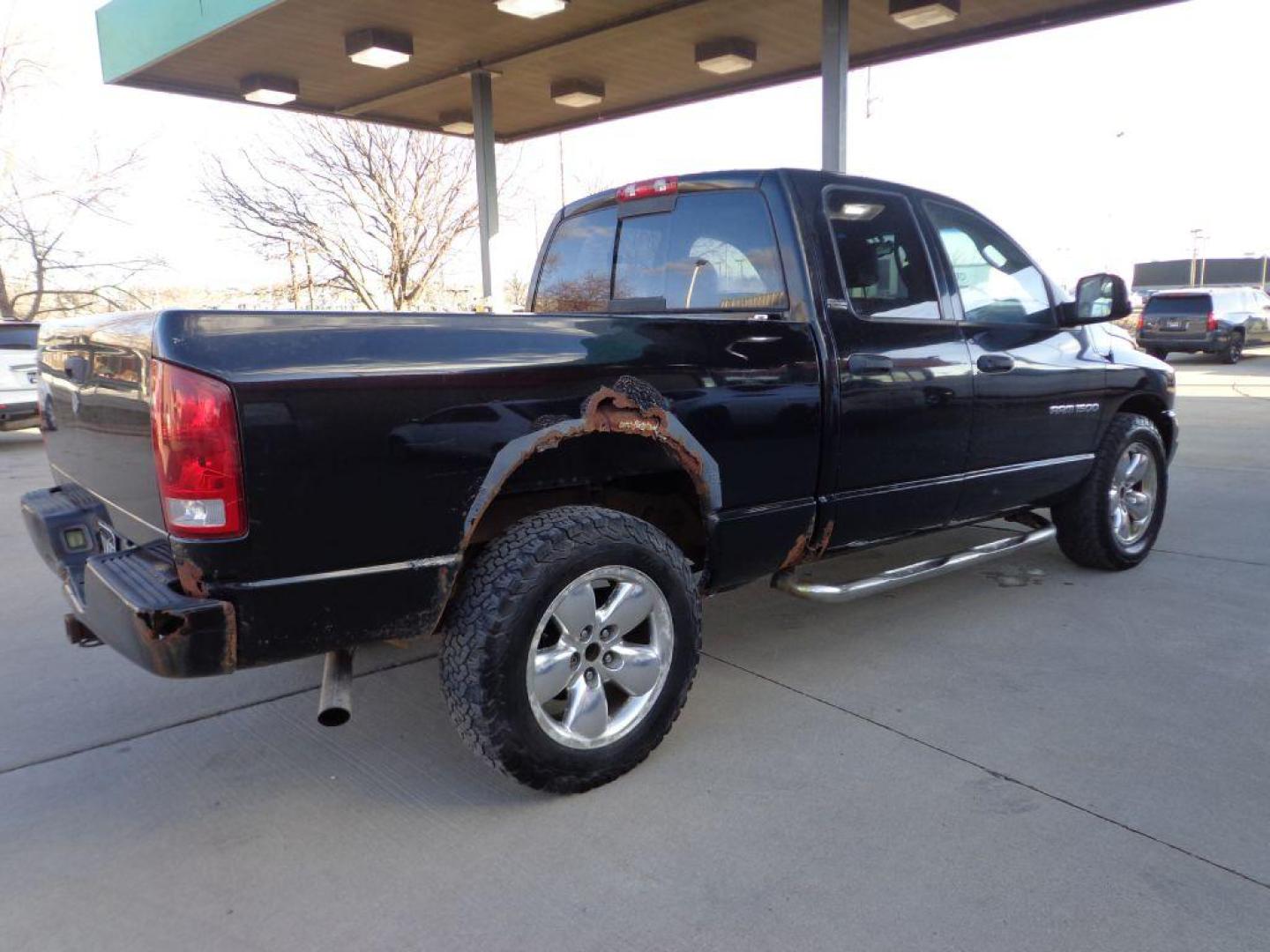 2002 BLACK DODGE RAM 1500 (1D7HU18Z22J) with an 5.9L engine, Automatic transmission, located at 6610 L St., Omaha, NE, 68117, (402) 731-7800, 41.212872, -96.014702 - Photo#3