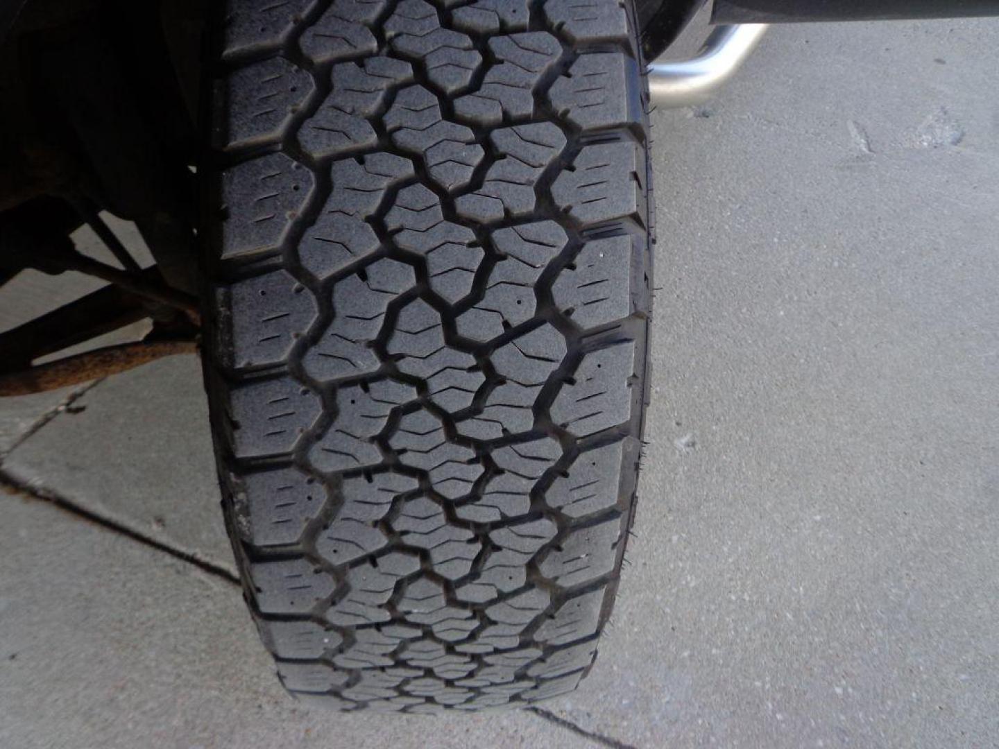 2002 BLACK DODGE RAM 1500 (1D7HU18Z22J) with an 5.9L engine, Automatic transmission, located at 6610 L St., Omaha, NE, 68117, (402) 731-7800, 41.212872, -96.014702 - Photo#6