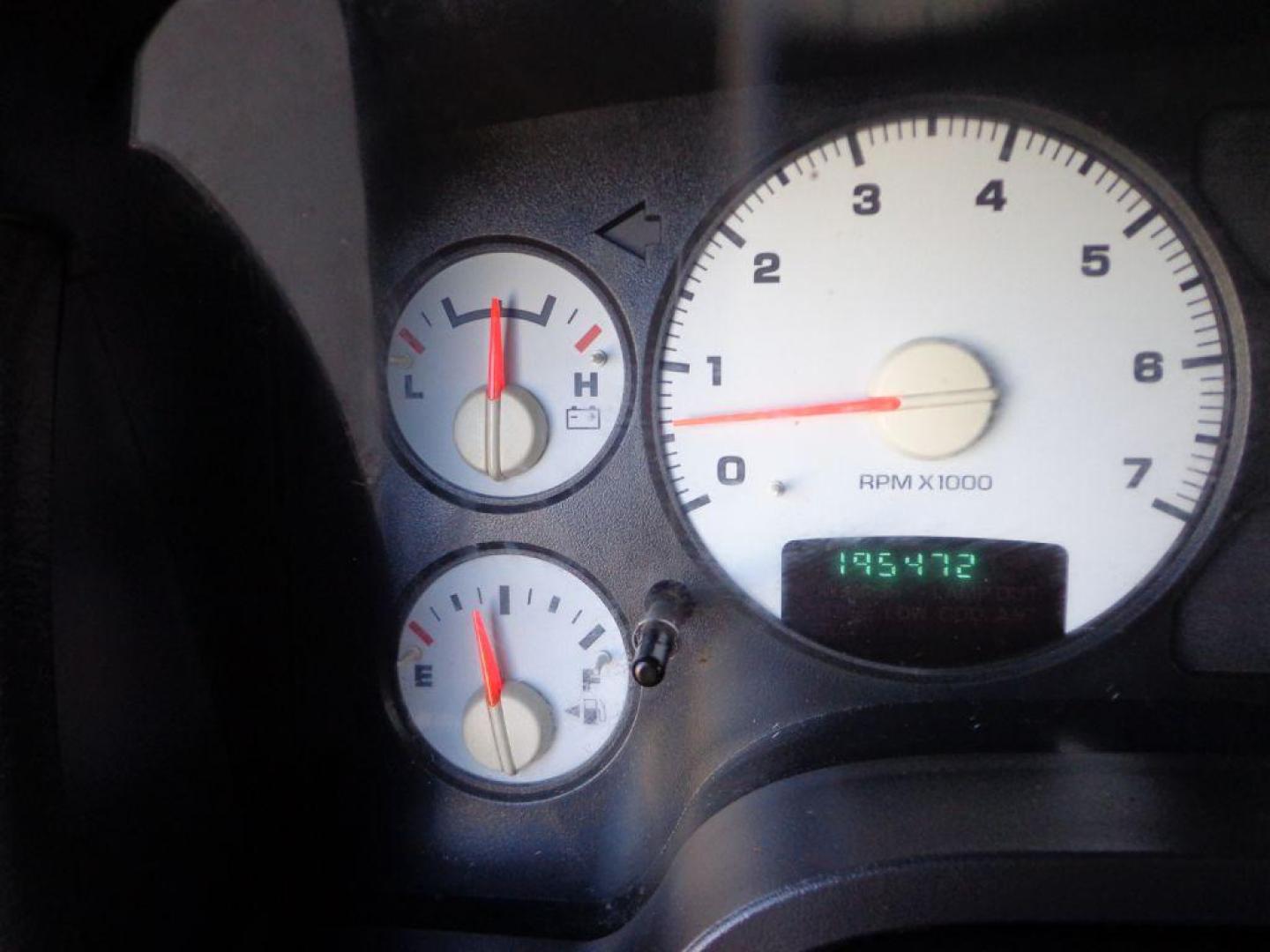 2002 BLACK DODGE RAM 1500 (1D7HU18Z22J) with an 5.9L engine, Automatic transmission, located at 6610 L St., Omaha, NE, 68117, (402) 731-7800, 41.212872, -96.014702 - Photo#11