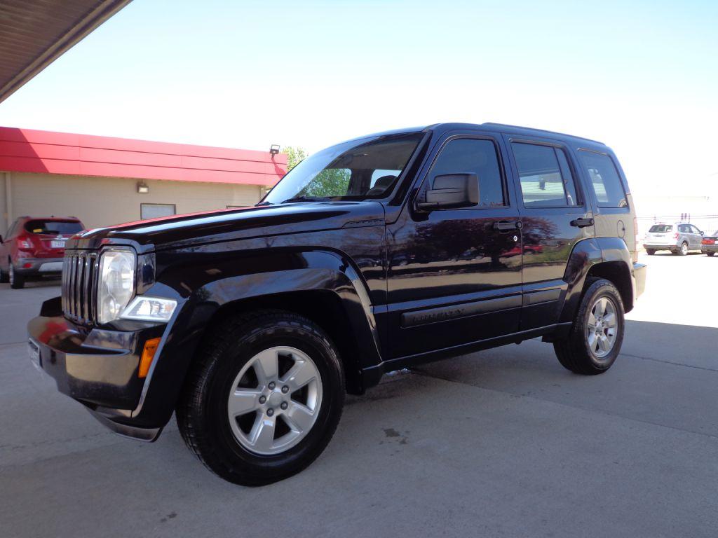 photo of 2011 JEEP LIBERTY 4DR