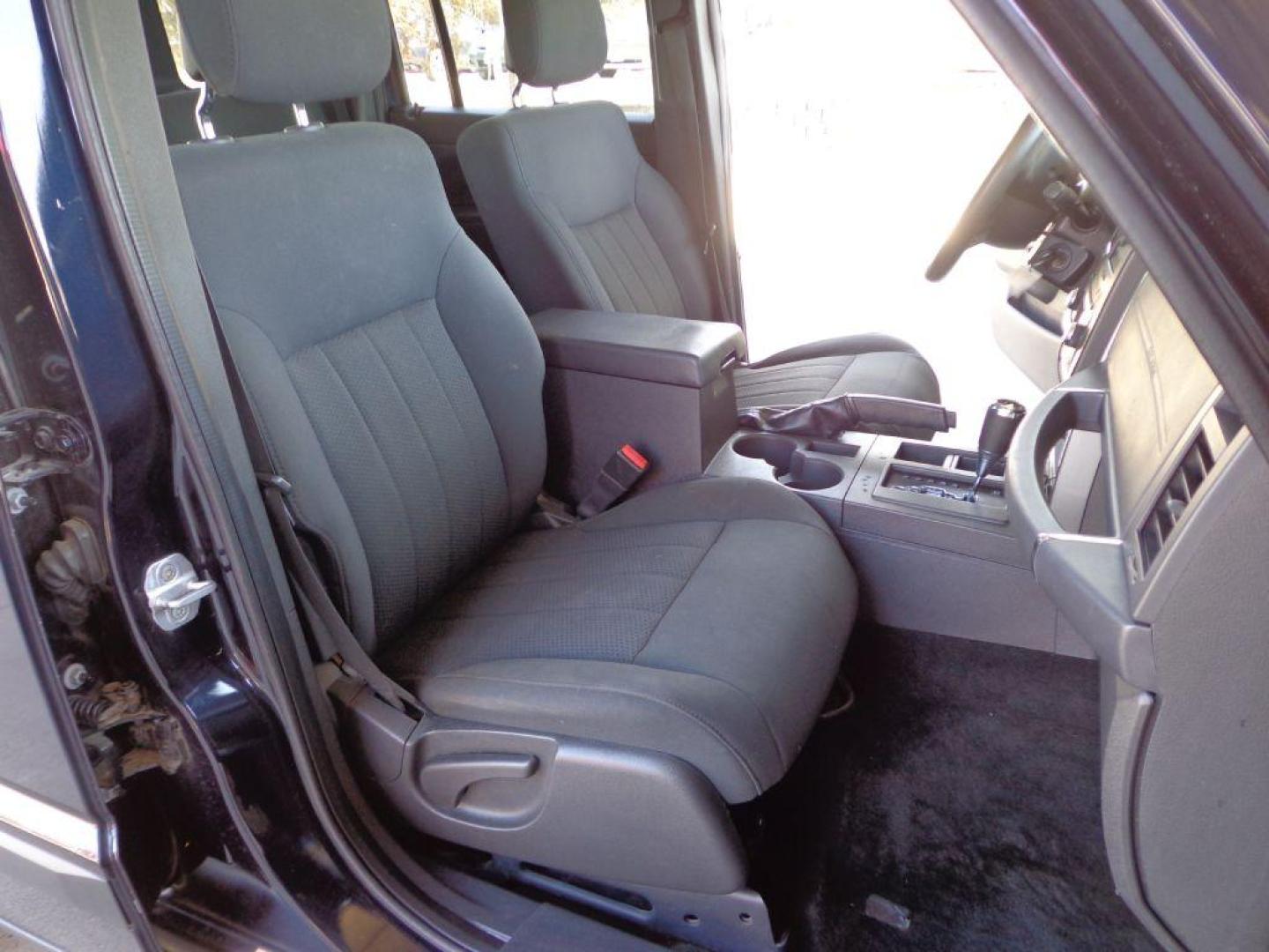 2011 BLUE JEEP LIBERTY SPORT (1J4PP2GK3BW) with an 3.7L engine, Automatic transmission, located at 6610 L St., Omaha, NE, 68117, (402) 731-7800, 41.212872, -96.014702 - LOCAL TRADE-IN WITH A CLEAN CARFAX, PRE-INSPECTED READY TO GO! *****We have found that most customers do the majority of their shopping online before visiting a dealership. For this reason we feel it necessary to have a competitive price on our used vehicles right up front. We spend time resear - Photo#16