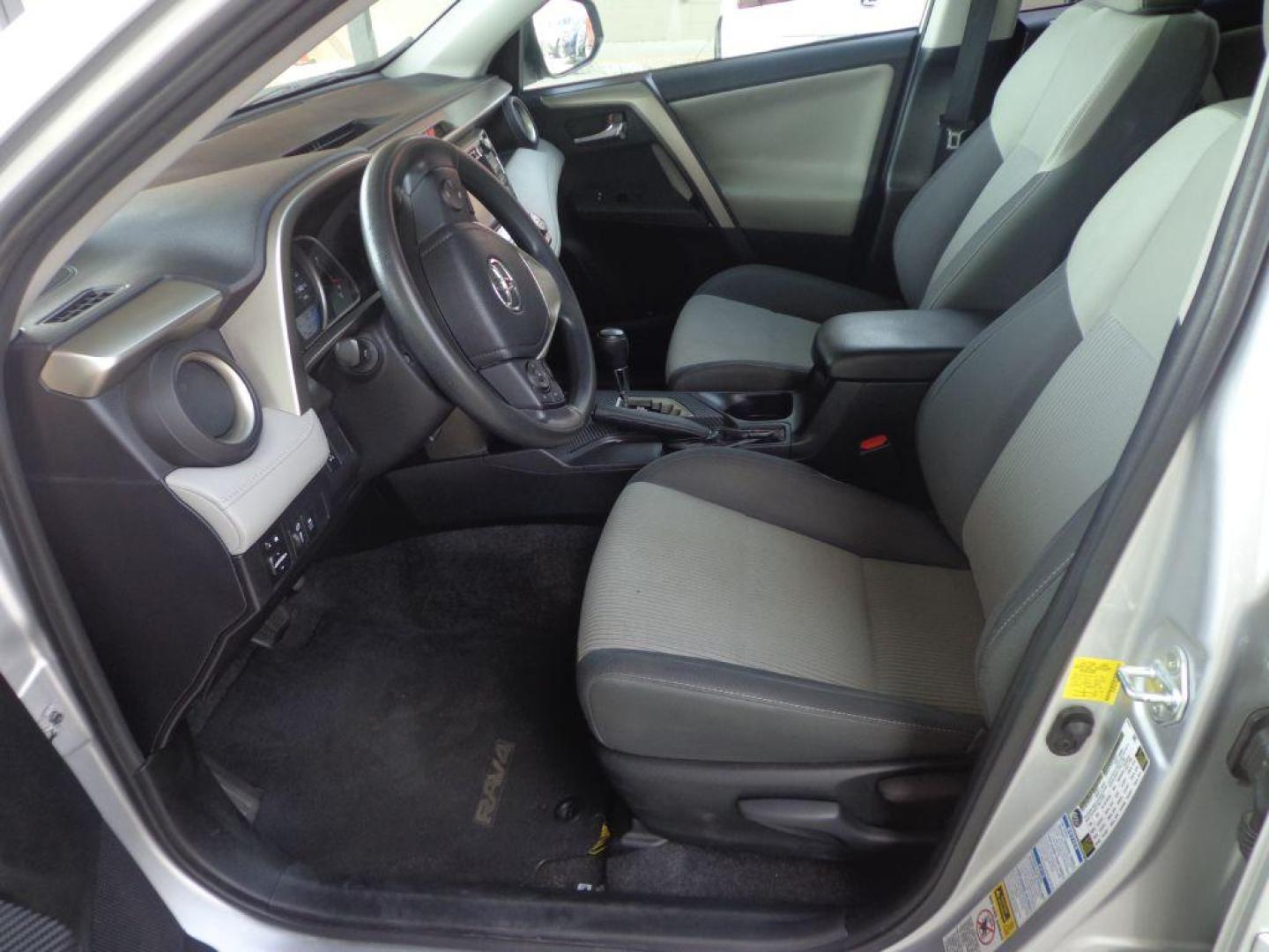 2015 SILVER TOYOTA RAV4 XLE (2T3RFREV3FW) with an 2.5L engine, Automatic transmission, located at 6610 L St., Omaha, NE, 68117, (402) 731-7800, 41.212872, -96.014702 - SHARP LOW MILE RAV WITH A SUNROOF, NAV, BACKUP CAM AND NEWER TIRES! *****We have found that most customers do the majority of their shopping online before visiting a dealership. For this reason we feel it necessary to have a competitive price on our used vehicles right up front. We spend time r - Photo#12