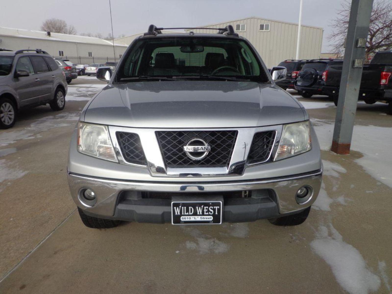 2011 SILVER NISSAN FRONTIER SL (1N6AD0EV2BC) with an 4.0L engine, Automatic transmission, located at 6610 L St., Omaha, NE, 68117, (402) 731-7800, 41.212872, -96.014702 - 1-OWNER CLEAN CARFAX LOW MILEAGE, HEATED LEATHER, SUNROOF, NEWER TIRES AND MUCH MORE! *****We have found that most customers do the majority of their shopping online before visiting a dealership. For this reason we feel it necessary to have a competitive price on our used vehicles right up fron - Photo #1