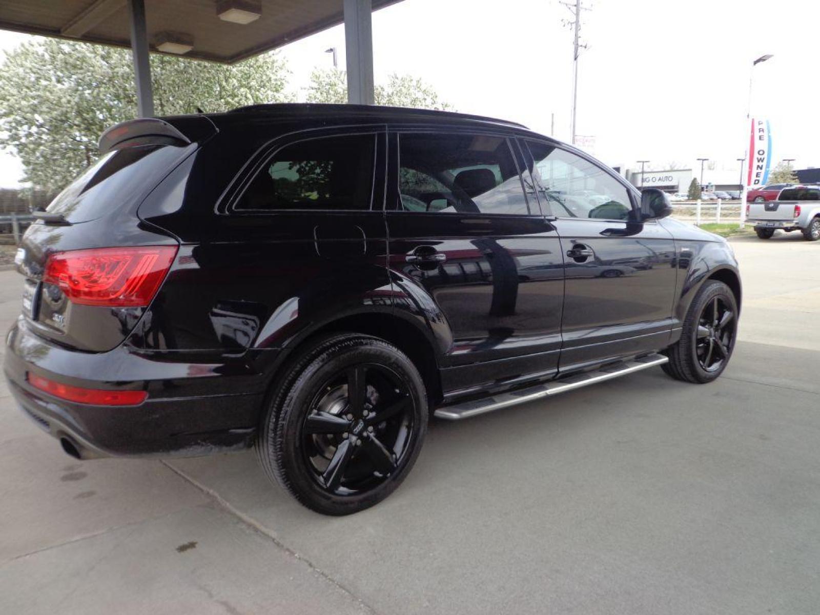 2015 BLACK AUDI Q7 PRESTIGE (WA1DGAFE8FD) with an 3.0L engine, Automatic transmission, located at 6610 L St., Omaha, NE, 68117, (402) 731-7800, 41.212872, -96.014702 - SHARP PRESTIGE S-LINE PACKAGE LOADED WITH NAV, FRONT AND REAR VIEW CAMERAS, PANORAMIC ROOF, 3RD ROW SEATING AND MUCH MORE! *****We have found that most customers do the majority of their shopping online before visiting a dealership. For this reason we feel it necessary to have a competitive pri - Photo #3