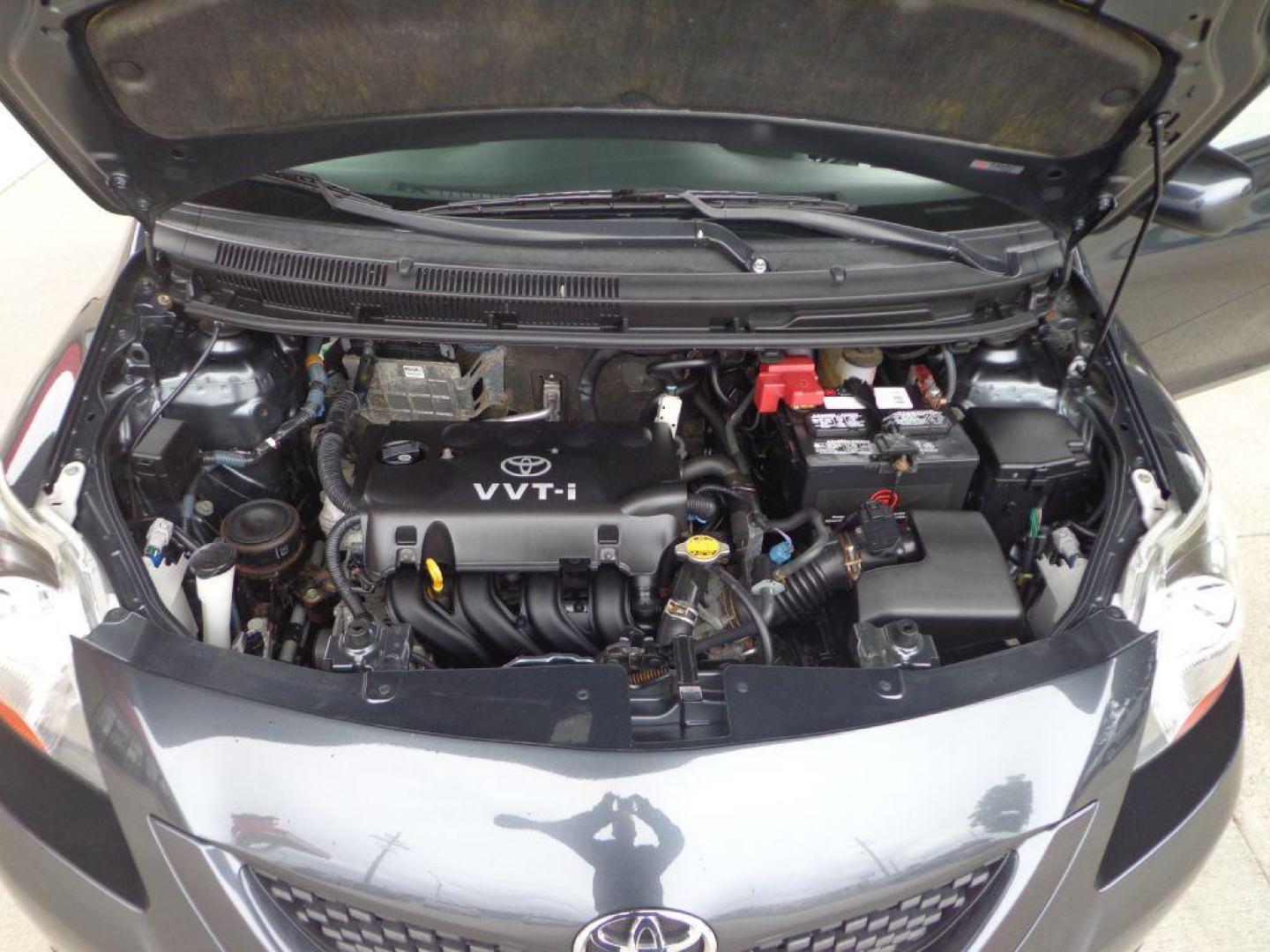 2010 GRAY TOYOTA YARIS (JTDBT4K38A1) with an 1.5L engine, Automatic transmission, located at 6610 L St., Omaha, NE, 68117, (402) 731-7800, 41.212872, -96.014702 - Photo#7