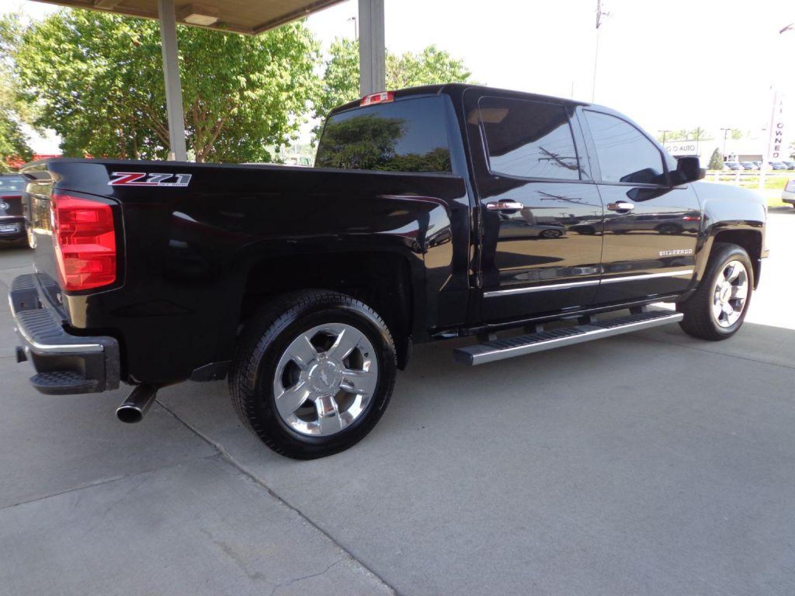2014 BLACK CHEVROLET SILVERADO 1500 LTZ (3GCUKSECXEG) with an 5.3L engine, Automatic transmission, located at 6610 L St., Omaha, NE, 68117, (402) 731-7800, 41.212872, -96.014702 - 2-OWNER RUST-FREE Z71 WITH A CLEAN CARFAX, LOW MILEAGE, NAV, SUNROOF AND A NICE SET OF MICHELINS! *****We have found that most customers do the majority of their shopping online before visiting a dealership. For this reason we feel it necessary to have a competitive price on our used vehicles - Photo #3