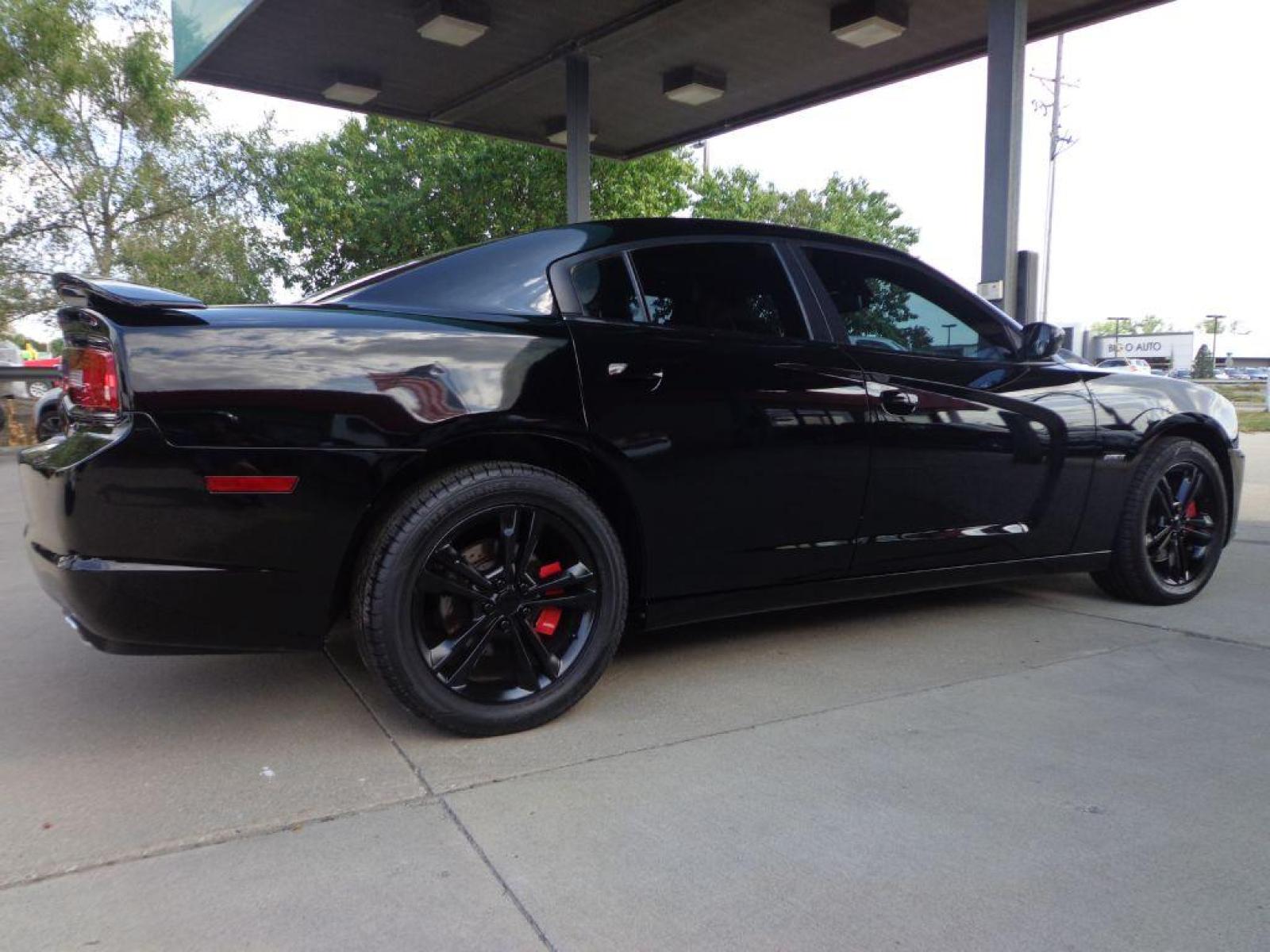 2014 BLACK DODGE CHARGER R/T PLUS (2C3CDXDT4EH) with an 5.7L engine, Automatic transmission, located at 6610 L St., Omaha, NE, 68117, (402) 731-7800, 41.212872, -96.014702 - SHARP AWD R/T PLUS PACKAGE LOADED WITH Blind Spot and Cross Path Detection ParkViewt Rear Back-up Camera ParkSenser Rear Park Assist System Rain Sensitive Windshield Wipers Sport Perforated Leather Seats Ventilated Front Seats Power Adjustable Pedals with Memory Power Tilt / Telescope - Photo #3