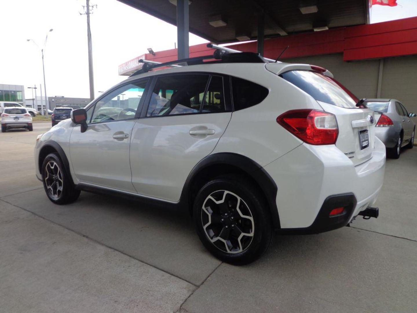 2014 WHITE SUBARU XV CROSSTREK 2.0 PREMIUM (JF2GPAVC3E8) with an 2.0L engine, Continuously Variable transmission, located at 6610 L St., Omaha, NE, 68117, (402) 731-7800, 41.212872, -96.014702 - 1-OWNER CLEAN CARFAX LOW MILEAGE WITH HEATED SEATS AND A SUNROOF! *****We have found that most customers do the majority of their shopping online before visiting a dealership. For this reason we feel it necessary to have a competitive price on our used vehicles right up front. We spend time r - Photo#5