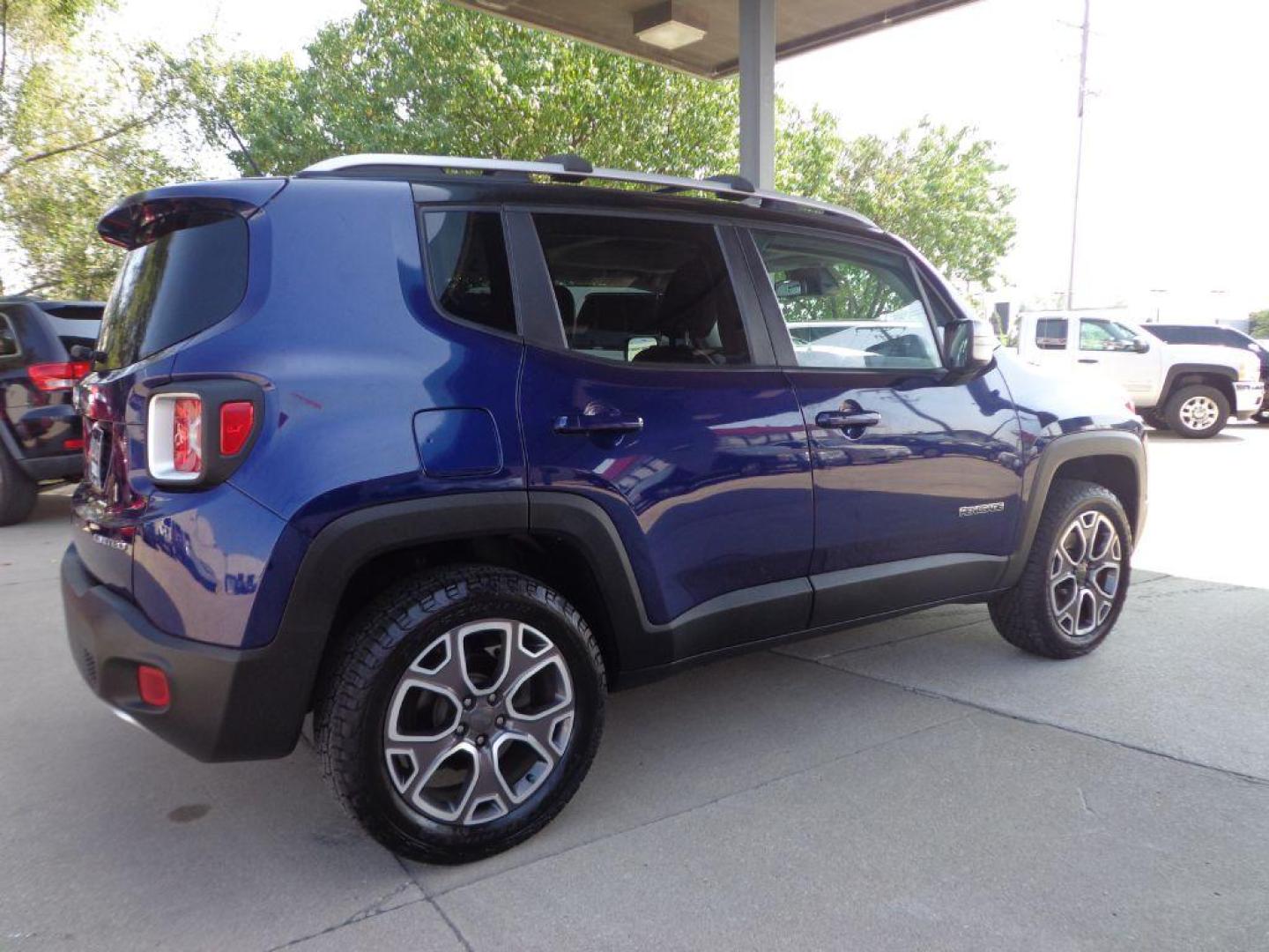 2016 BLUE JEEP RENEGADE LIMITED (ZACCJBDT0GP) with an 2.4L engine, Automatic transmission, located at 6610 L St., Omaha, NE, 68117, (402) 731-7800, 41.212872, -96.014702 - SHARP 2-OWNER, CLEAN CARFAX, LOW MILEAGE, NEWER TIRES, LOADED WITH OPTIONS INCLUDING: Passive Entry Keyless Enter 'n Got Package Blind Spot and Cross Path Detection 6.5-Inch Navigation Group with Uconnect My Sky Power Retractable / Removable Panels Beatst Premium Audio System *****We have - Photo#4