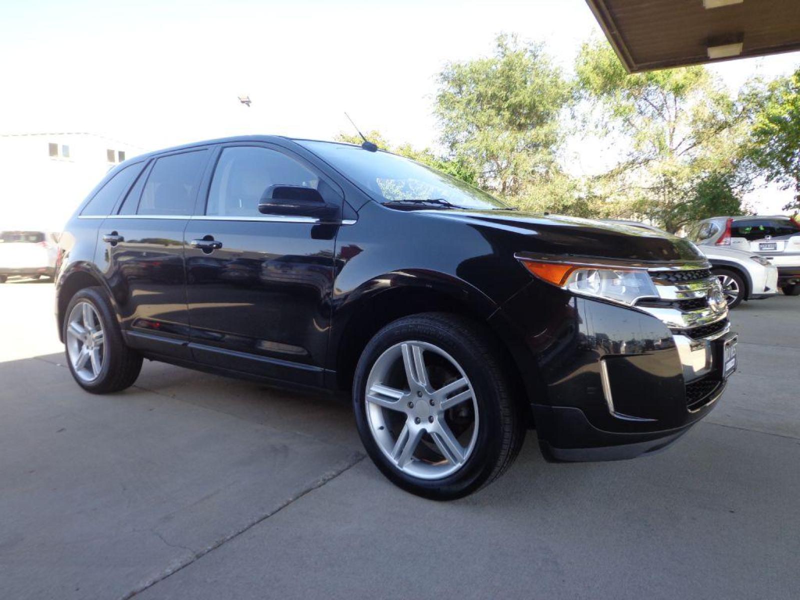 2013 BLACK FORD EDGE LIMITED (2FMDK4KC1DB) with an 3.5L engine, Automatic transmission, located at 6610 L St., Omaha, NE, 68117, (402) 731-7800, 41.212872, -96.014702 - 2-OWNER CLEAN CARFAX LOW MILEAGE LOADED WITH OPTIONS INCLUDING: NAV, BACKUP CAM, PANORAMIC ROOF, ADAPTIVE CRUISE, HID HEADLAMPS, POWER LIFTGATE, VISION PACKAGE, BLIND SPOT ASSIST AND NEWER TIRES! *****We have found that most customers do the majority of their shopping online before visitin - Photo #2
