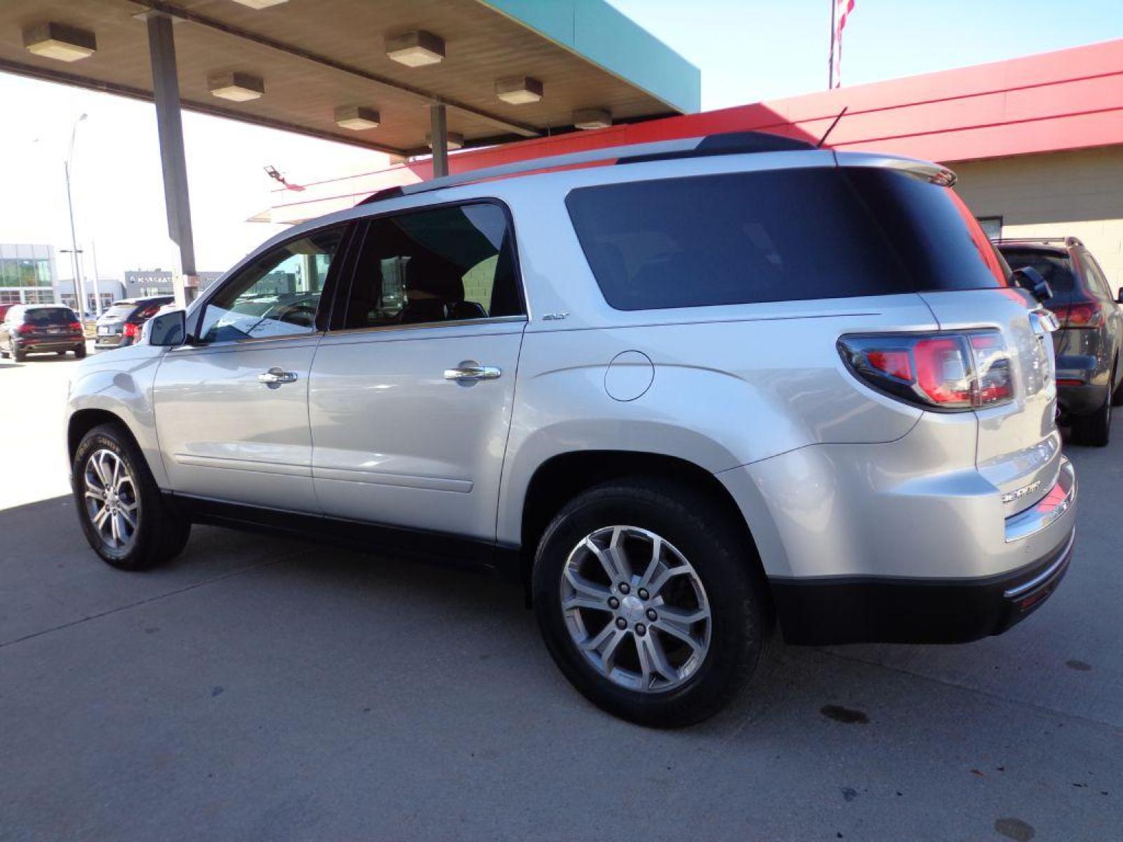2014 SILVER GMC ACADIA SLT-1 (1GKKVRKD7EJ) with an 3.6L engine, Automatic transmission, located at 6610 L St., Omaha, NE, 68117, (402) 731-7800, 41.212872, -96.014702 - 2-OWNER CLEAN CARFAX LOW MILEAGE LOADED WITH HEATED LEATHER, DUAL SUNROOF, NAV, BACKUP CAM, BOSE AUDIO, POWER LIFTGATE AND MUCH MORE! *****We have found that most customers do the majority of their shopping online before visiting a dealership. For this reason we feel it necessary to have a comp - Photo #5