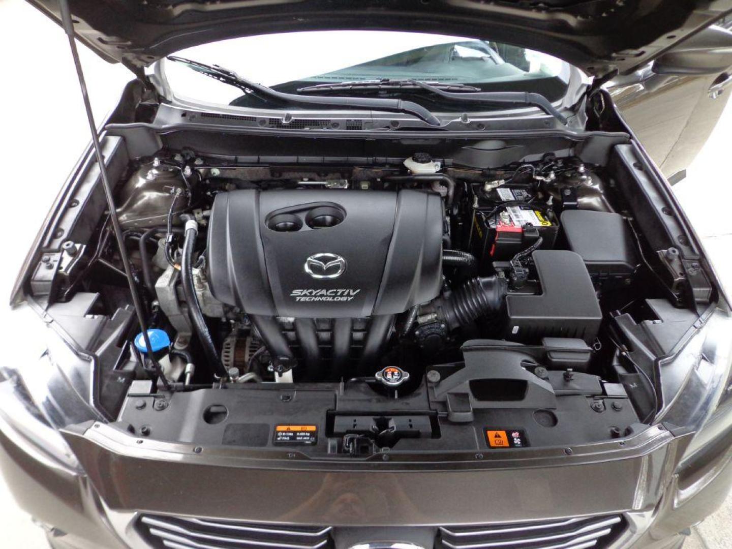 2016 GRAY MAZDA CX-3 GRAND TOURING (JM1DKBD79G0) with an 2.0L engine, Automatic transmission, located at 6610 L St., Omaha, NE, 68117, (402) 731-7800, 41.212872, -96.014702 - SHARP GRAND TOURING MODEL WITH LOW MILEAGE, A CLEAN CARFAX, HEATED LEATHER, SUNROOF, NAV, BACKUP CAM, BOSE AUDIO, NEWER TIRES AND MUCH MORE! *****We have found that most customers do the majority of their shopping online before visiting a dealership. For this reason we feel it necessary to have - Photo#11