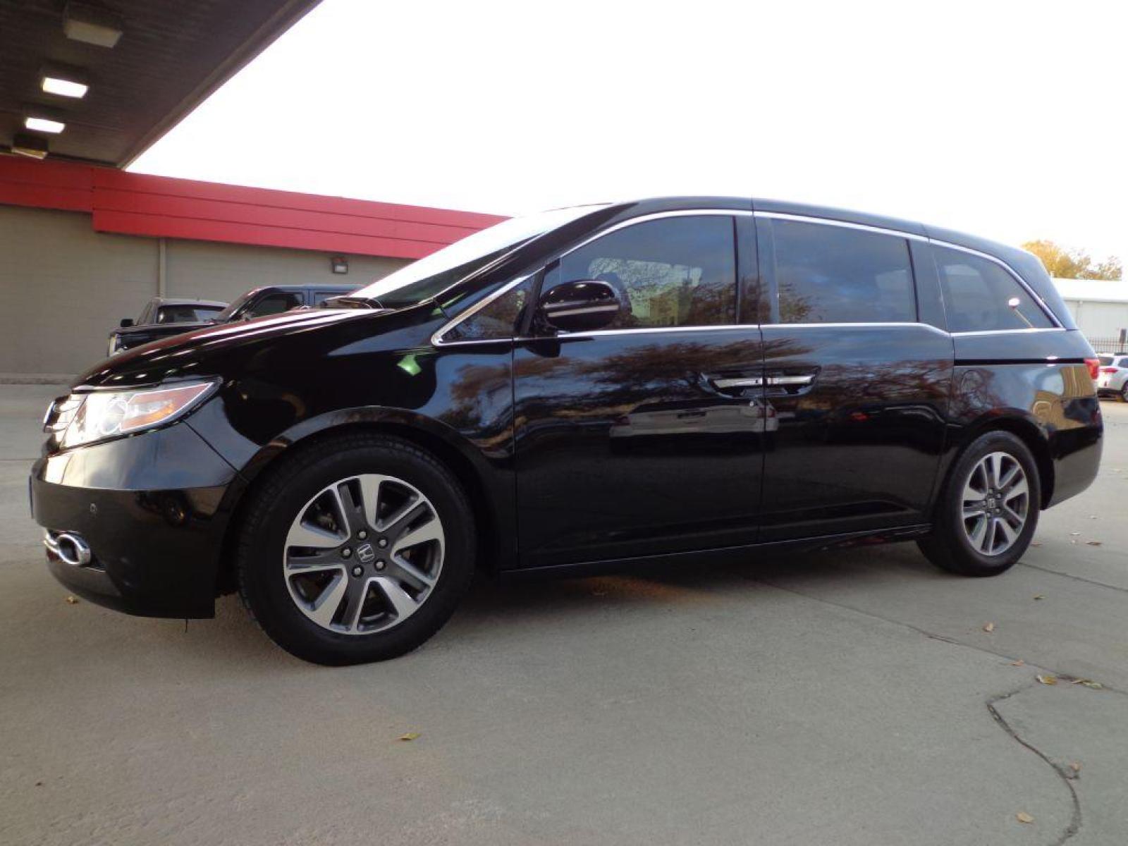 2014 BLACK HONDA ODYSSEY TOURING (5FNRL5H90EB) with an 3.5L engine, Automatic transmission, located at 6610 L St., Omaha, NE, 68117, (402) 731-7800, 41.212872, -96.014702 - 2-OWNER CLEAN CARFAX LOW MILEAGE LOADED WITH OPTIONS AND NEWER TIRES! *****We have found that most customers do the majority of their shopping online before visiting a dealership. For this reason we feel it necessary to have a competitive price on our used vehicles right up front. We spend time - Photo #6