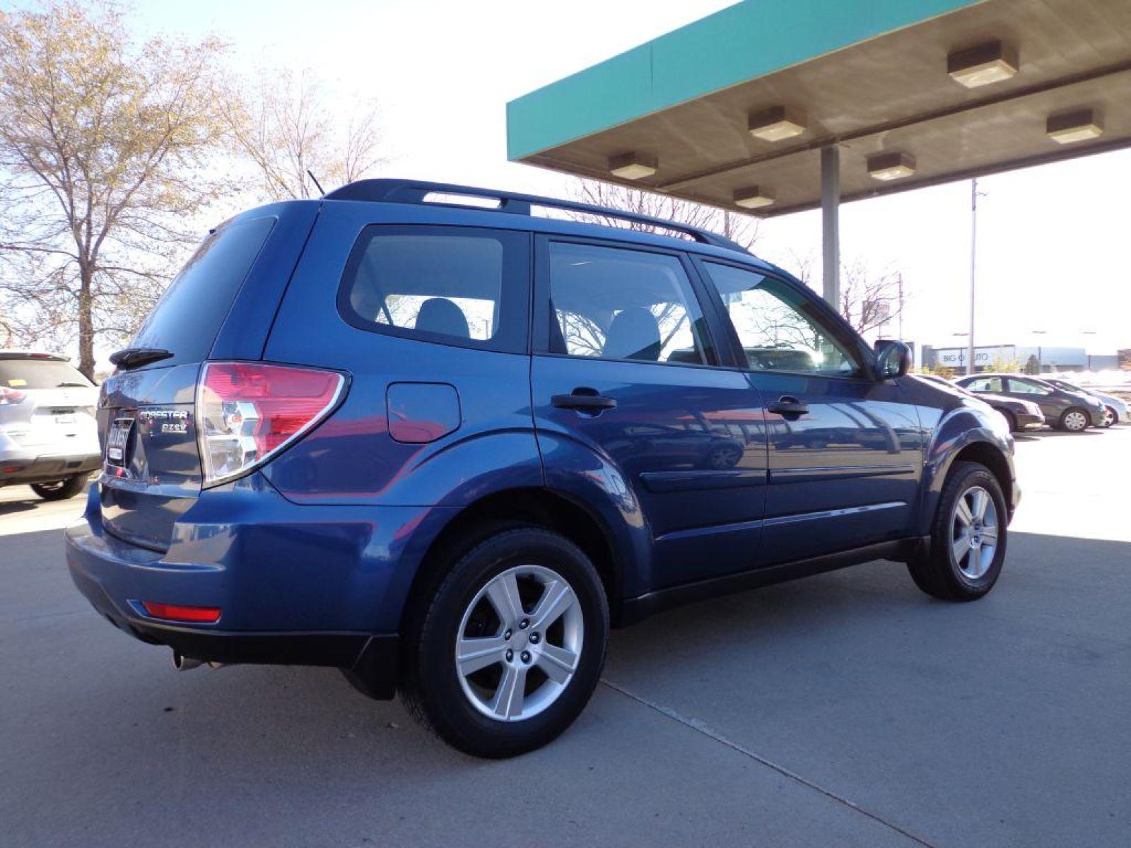 2011 BLUE SUBARU FORESTER 2.5X (JF2SHABCXBH) with an 2.5L engine, Automatic transmission, located at 6610 L St., Omaha, NE, 68117, (402) 731-7800, 41.212872, -96.014702 - 2-OWNER CLEAN CARFAX LOW MILEAGE WITH NEWER TIRES! *****We have found that most customers do the majority of their shopping online before visiting a dealership. For this reason we feel it necessary to have a competitive price on our used vehicles right up front. We spend time researching the re - Photo #3