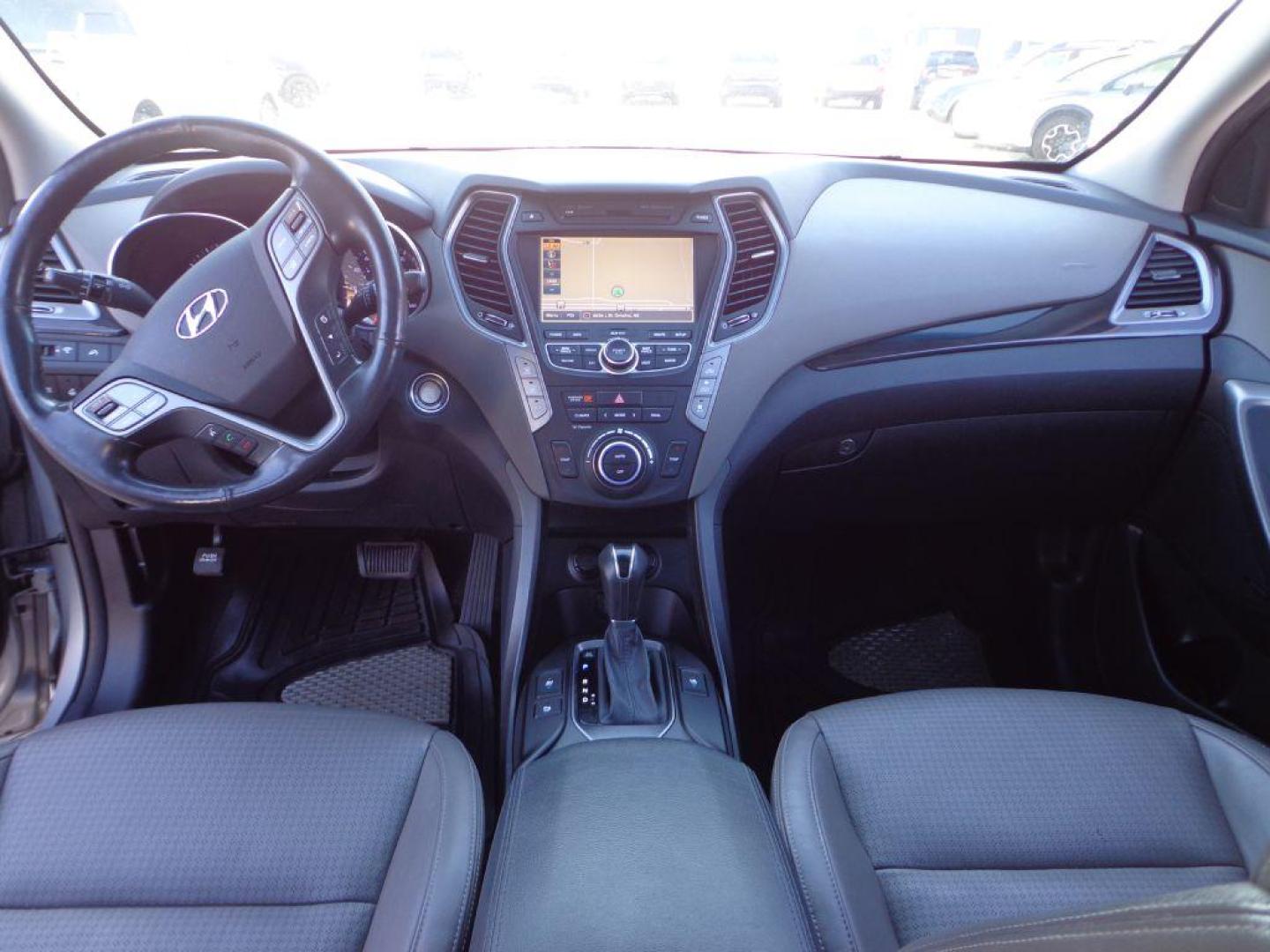 2014 GRAY HYUNDAI SANTA FE LIMITED (KM8SRDHF2EU) with an 3.3L engine, Automatic transmission, located at 6610 L St., Omaha, NE, 68117, (402) 731-7800, 41.212872, -96.014702 - LIMITED MODEL WITH A CLEAN CARFAX, LOW MILEAGE, LOADED WITH HEATED/COOLED SEATS, 2ND ROW BUCKETS, 3RD ROW, PANORAMIC ROOF, NAV AND BACKUP CAM! *****We have found that most customers do the majority of their shopping online before visiting a dealership. For this reason we feel it necessary to ha - Photo#21