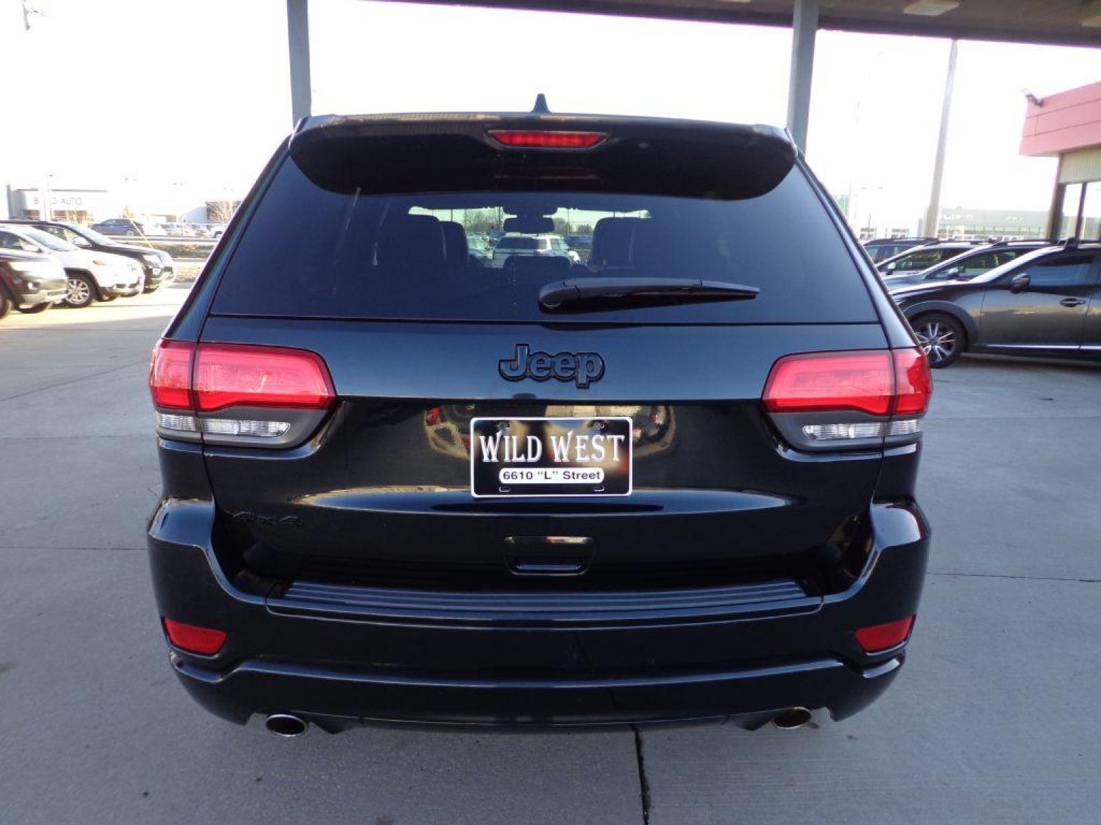 2014 BLACK JEEP GRAND CHEROKEE ALTITUDE (1C4RJFAG7EC) with an 3.6L engine, Automatic transmission, located at 6610 L St., Omaha, NE, 68117, (402) 731-7800, 41.212872, -96.014702 - 1-OWNER CLEAN CARFAX LOW MILEAGE LOADED WITH BLACKOUT PACKAGE, NAV, HEATED SEATS/STEERING WHEEL, SUNROOF, REMOTE START AND NEWER 20' TIRES *****We have found that most customers do the majority of their shopping online before visiting a dealership. For this reason we feel it necessary to have a - Photo #4