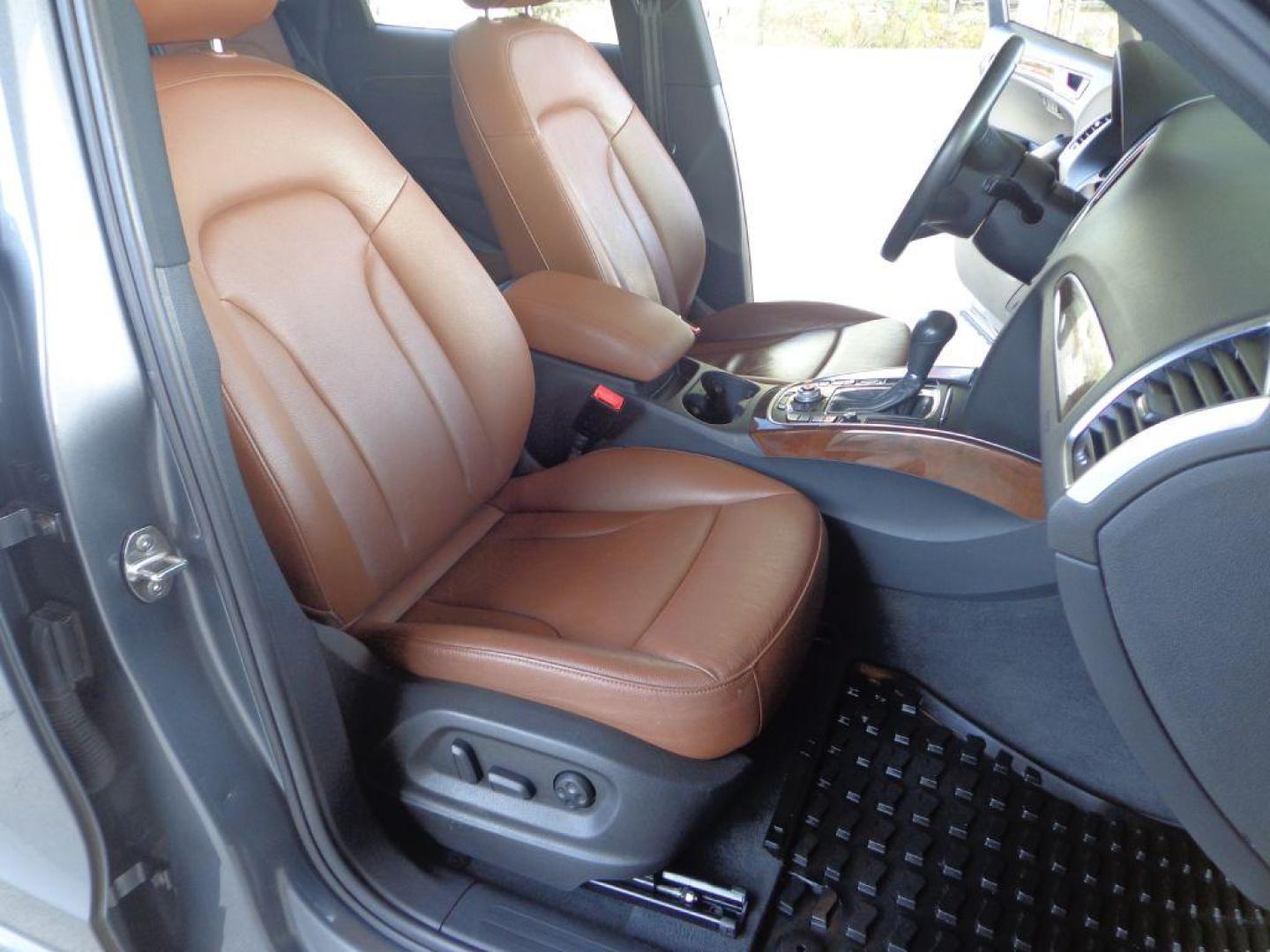 2012 GRAY AUDI Q5 PREMIUM PLUS (WA1LFAFP5CA) with an 2.0L engine, Automatic transmission, located at 6610 L St., Omaha, NE, 68117, (402) 731-7800, 41.212872, -96.014702 - 1-OWNER CLEAN CARFAX LOW MILEAGE LOADED WITH OPTIONS AND NEWER TIRES! *****We have found that most customers do the majority of their shopping online before visiting a dealership. For this reason we feel it necessary to have a competitive price on our used vehicles right up front. We spend time - Photo#16