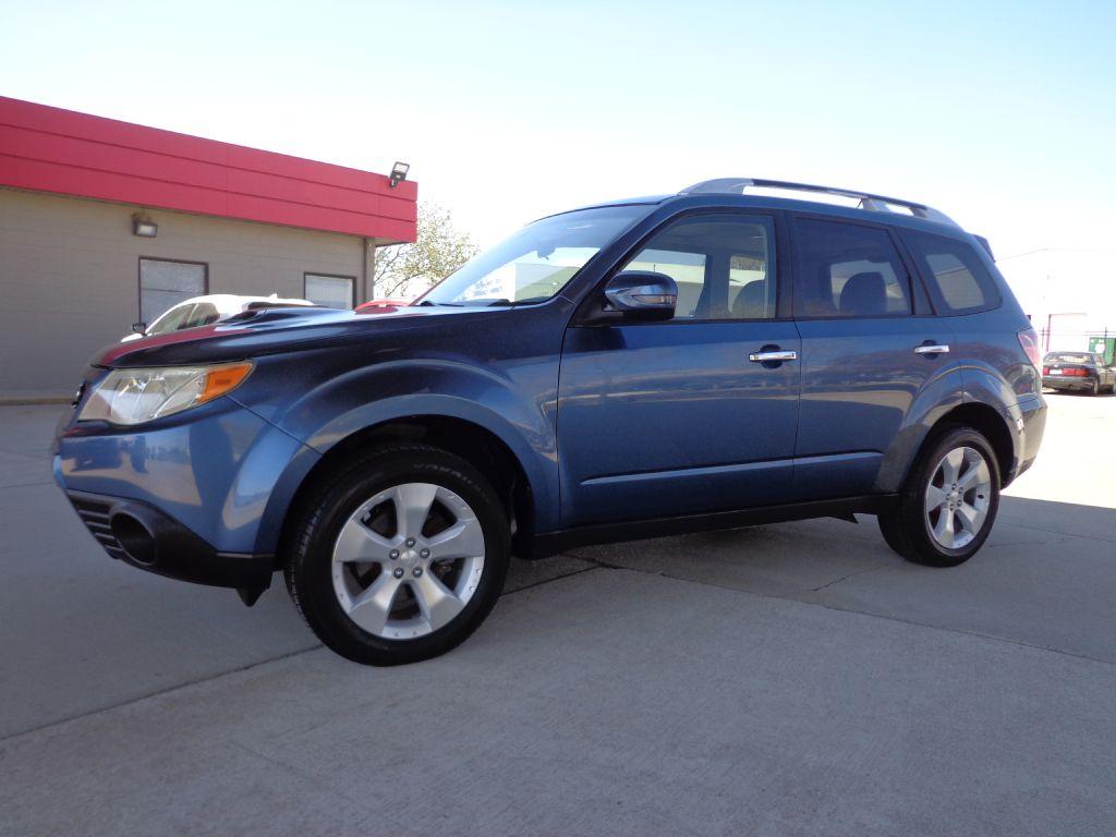 photo of 2013 SUBARU FORESTER