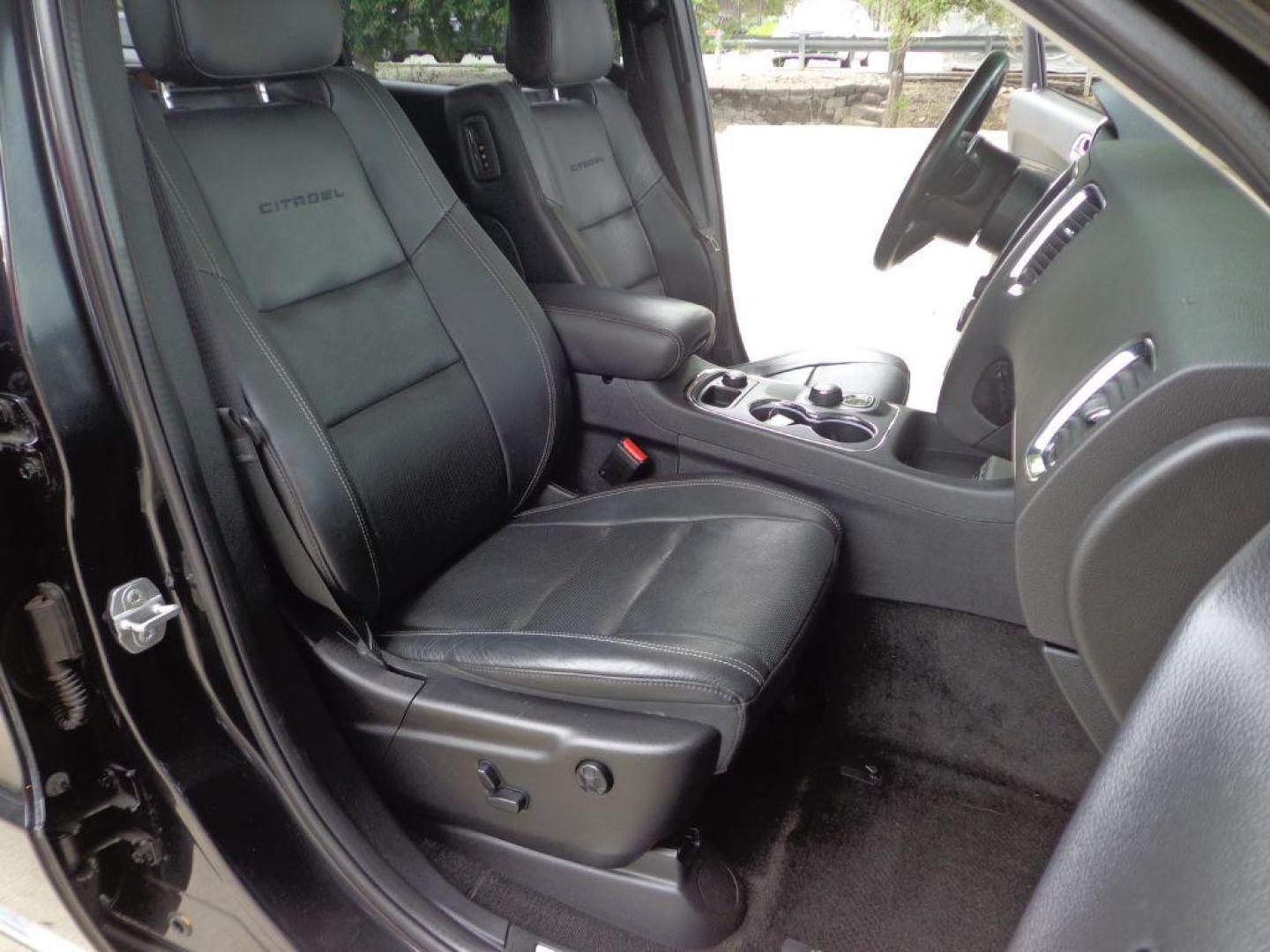 2015 BLACK DODGE DURANGO CITADEL (1C4SDJET7FC) with an 5.7L engine, Automatic transmission, located at 6610 L St., Omaha, NE, 68117, (402) 731-7800, 41.212872, -96.014702 - Photo#16