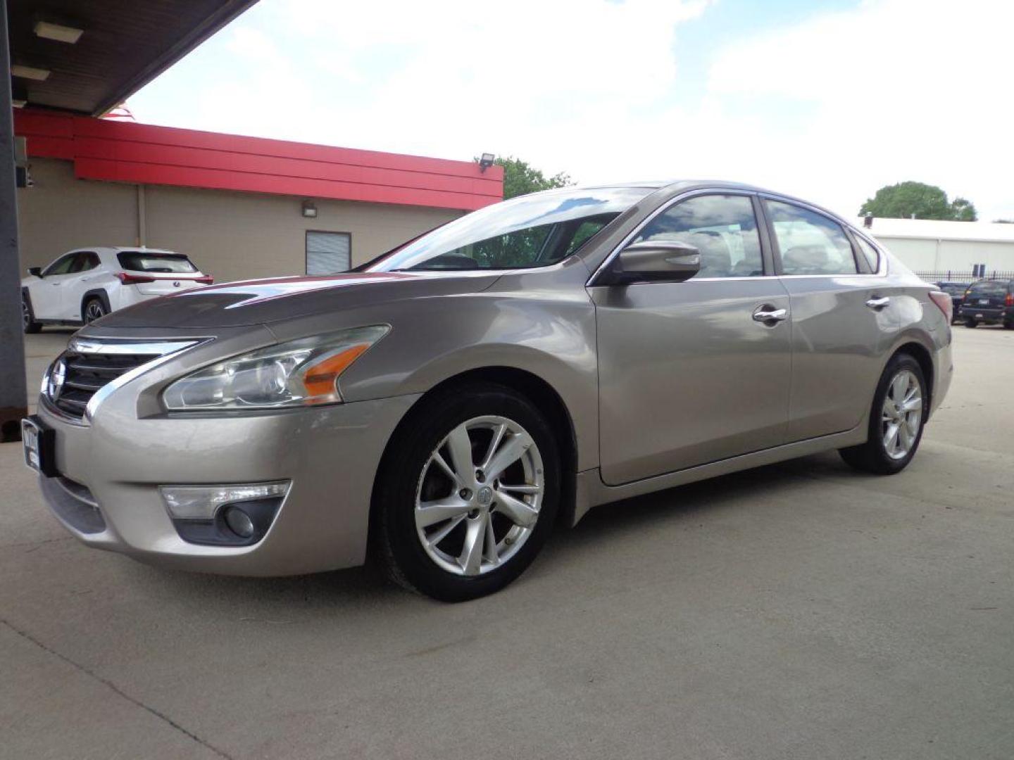 2013 TAN NISSAN ALTIMA 2.5 SL (1N4AL3AP6DN) with an 2.5L engine, Continuously Variable transmission, located at 6610 L St., Omaha, NE, 68117, (402) 731-7800, 41.212872, -96.014702 - Photo#0