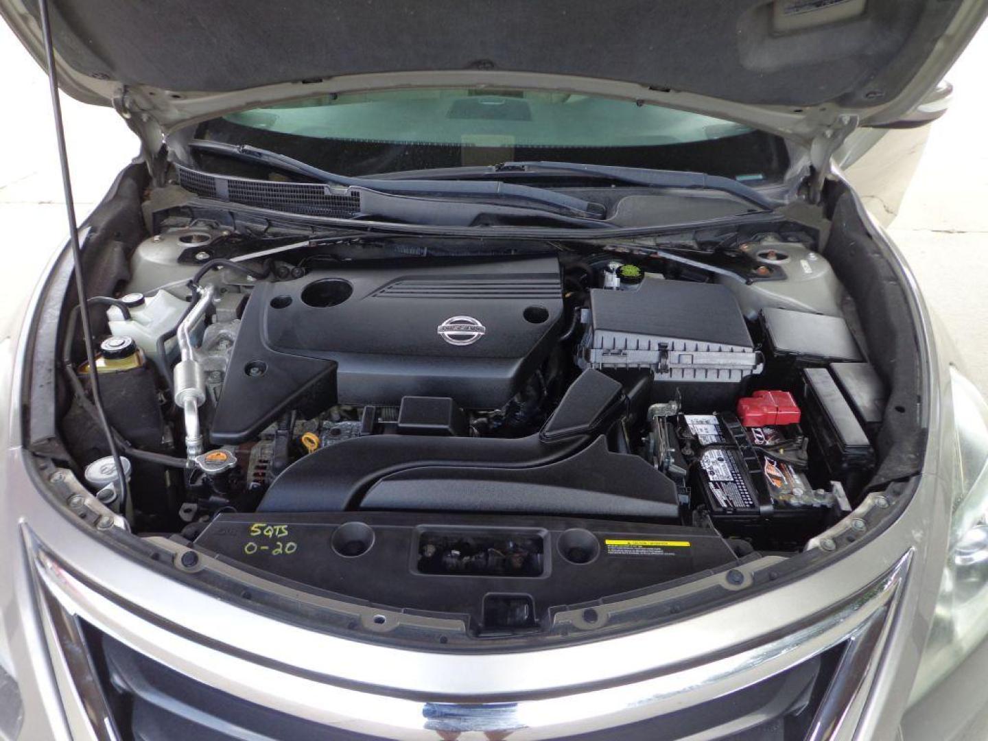 2013 TAN NISSAN ALTIMA 2.5 SL (1N4AL3AP6DN) with an 2.5L engine, Continuously Variable transmission, located at 6610 L St., Omaha, NE, 68117, (402) 731-7800, 41.212872, -96.014702 - Photo#7