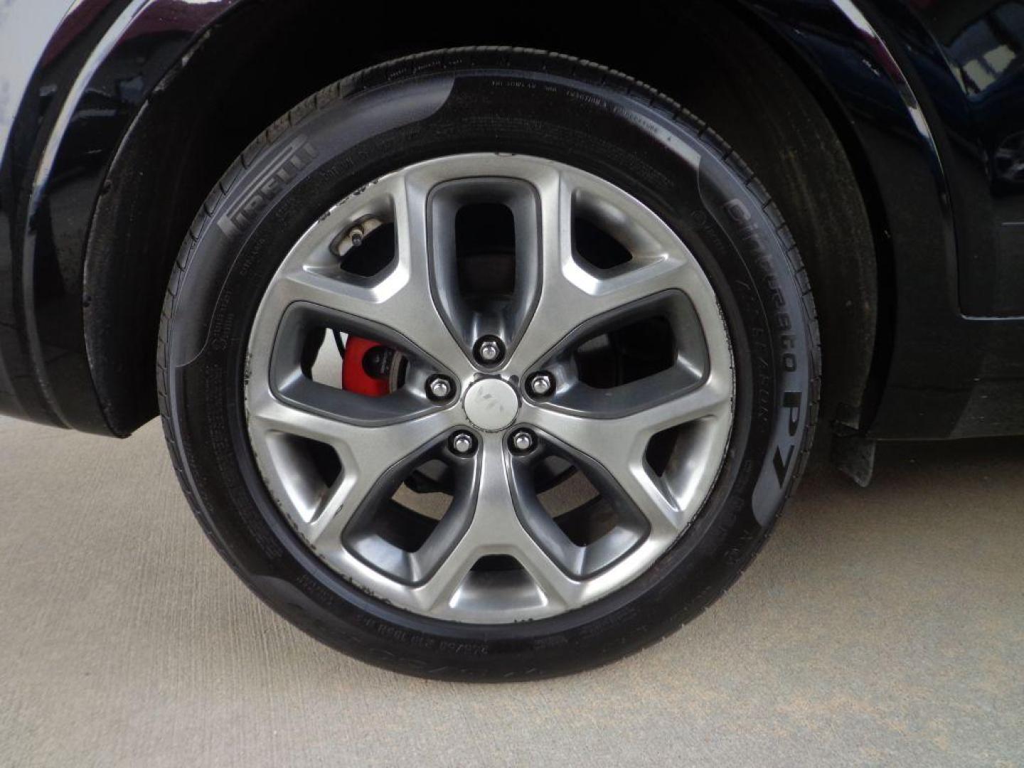 2016 BLACK KIA SORENTO SX (5XYPKDA50GG) with an 3.3L engine, Automatic transmission, located at 6610 L St., Omaha, NE, 68117, (402) 731-7800, 41.212872, -96.014702 - SHARP 2-OWNER, CLEAN CARFAX, SX PREMIUM PACKAGE, LOADED WITH HEATED LEATHER, PANORAMIC ROOF, NAV, BACKUP CAM, 3RD ROW SEATING, BLIND SPOT ASSIST, INFINITI AUDIO AND NEWER TIRES! *****We have found that most customers do the majority of their shopping online before visiting a dealership. For - Photo#9