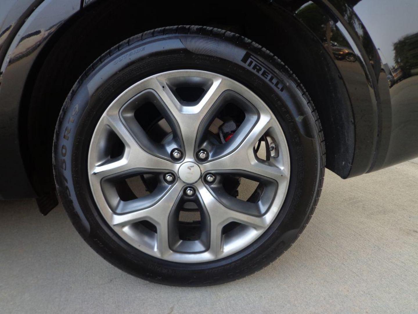 2016 BLACK KIA SORENTO SX (5XYPKDA50GG) with an 3.3L engine, Automatic transmission, located at 6610 L St., Omaha, NE, 68117, (402) 731-7800, 41.212872, -96.014702 - SHARP 2-OWNER, CLEAN CARFAX, SX PREMIUM PACKAGE, LOADED WITH HEATED LEATHER, PANORAMIC ROOF, NAV, BACKUP CAM, 3RD ROW SEATING, BLIND SPOT ASSIST, INFINITI AUDIO AND NEWER TIRES! *****We have found that most customers do the majority of their shopping online before visiting a dealership. For - Photo#10