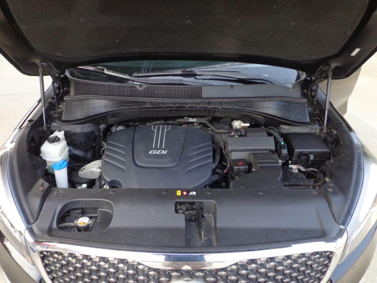 2016 BLACK KIA SORENTO SX (5XYPKDA50GG) with an 3.3L engine, Automatic transmission, located at 6610 L St., Omaha, NE, 68117, (402) 731-7800, 41.212872, -96.014702 - SHARP 2-OWNER, CLEAN CARFAX, SX PREMIUM PACKAGE, LOADED WITH HEATED LEATHER, PANORAMIC ROOF, NAV, BACKUP CAM, 3RD ROW SEATING, BLIND SPOT ASSIST, INFINITI AUDIO AND NEWER TIRES! *****We have found that most customers do the majority of their shopping online before visiting a dealership. For - Photo#11