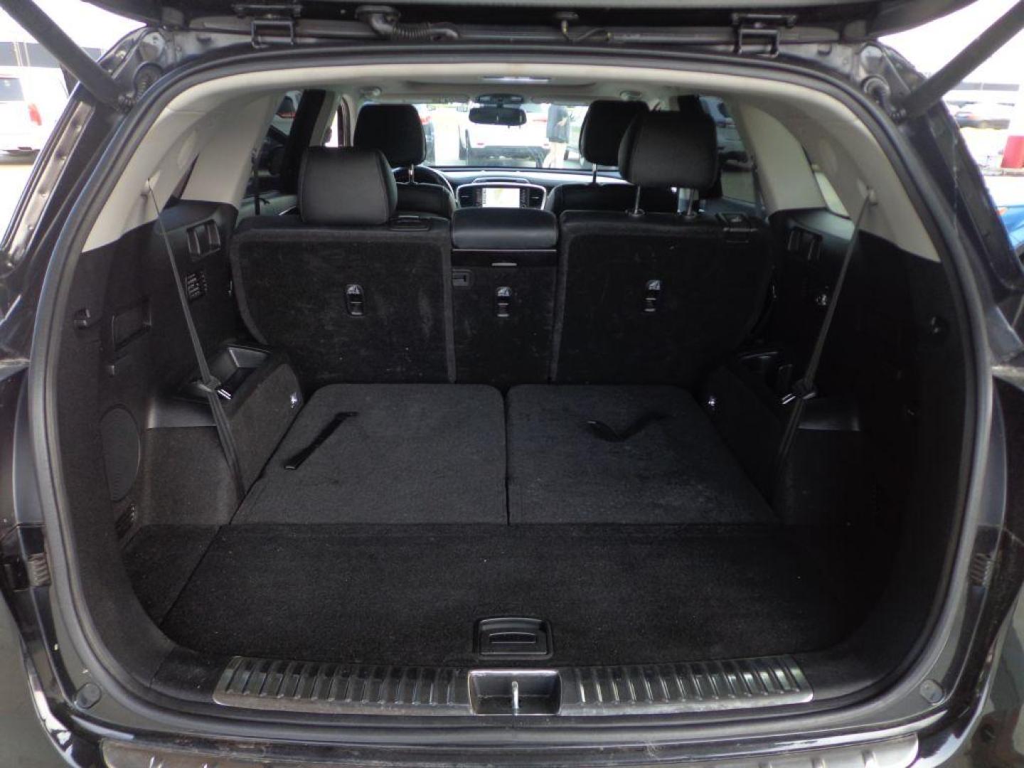 2016 BLACK KIA SORENTO SX (5XYPKDA50GG) with an 3.3L engine, Automatic transmission, located at 6610 L St., Omaha, NE, 68117, (402) 731-7800, 41.212872, -96.014702 - SHARP 2-OWNER, CLEAN CARFAX, SX PREMIUM PACKAGE, LOADED WITH HEATED LEATHER, PANORAMIC ROOF, NAV, BACKUP CAM, 3RD ROW SEATING, BLIND SPOT ASSIST, INFINITI AUDIO AND NEWER TIRES! *****We have found that most customers do the majority of their shopping online before visiting a dealership. For - Photo#21