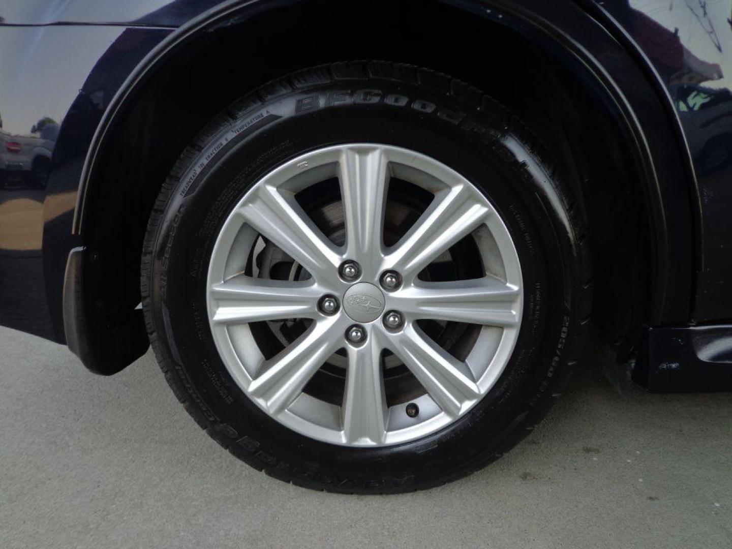 2012 BLUE SUBARU LEGACY 2.5I PREMIUM (4S3BMBC69C3) with an 2.5L engine, Automatic transmission, located at 6610 L St., Omaha, NE, 68117, (402) 731-7800, 41.212872, -96.014702 - LOW MILE LEGACY WITH A CLEAN CARFAX AND NEWER TIRES! *****We have found that most customers do the majority of their shopping online before visiting a dealership. For this reason we feel it necessary to have a competitive price on our used vehicles right up front. We spend time researching the - Photo#9
