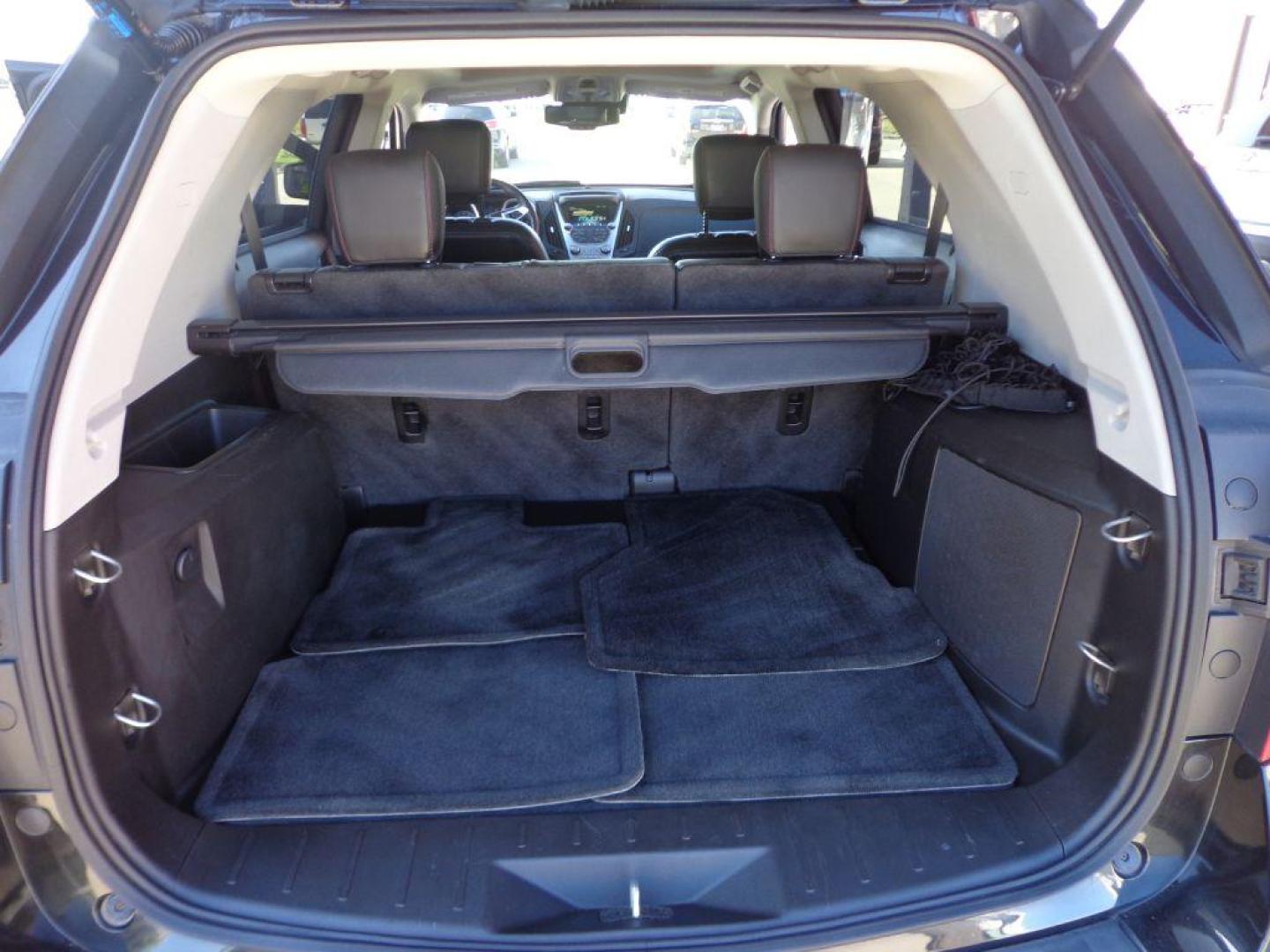 2015 BLACK CHEVROLET EQUINOX LTZ (2GNFLHE30F6) with an 3.6L engine, Automatic transmission, located at 6610 L St., Omaha, NE, 68117, (402) 731-7800, 41.212872, -96.014702 - 1-OWNER CLEAN CARFAX LOW MILEAGE LOADED WITH NAV, SUNROOF, HEATED LEATHER, NEWER TIRES AND MUCH MORE! *****We have found that most customers do the majority of their shopping online before visiting a dealership. For this reason we feel it necessary to have a competitive price on our used vehicl - Photo#20