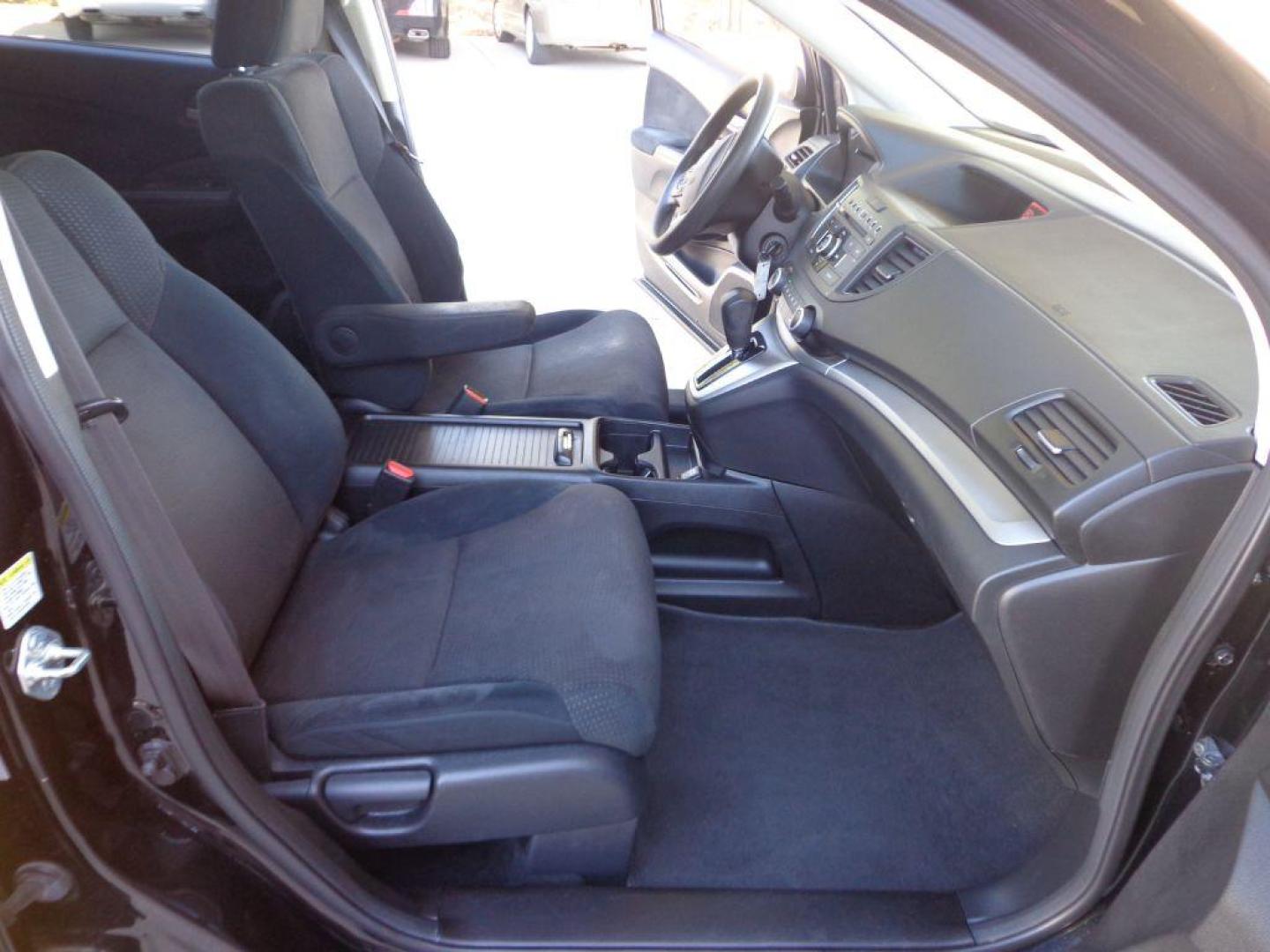2013 BLACK HONDA CR-V EX (5J6RM4H5XDL) with an 2.4L engine, Automatic transmission, located at 6610 L St., Omaha, NE, 68117, (402) 731-7800, 41.212872, -96.014702 - Photo#11
