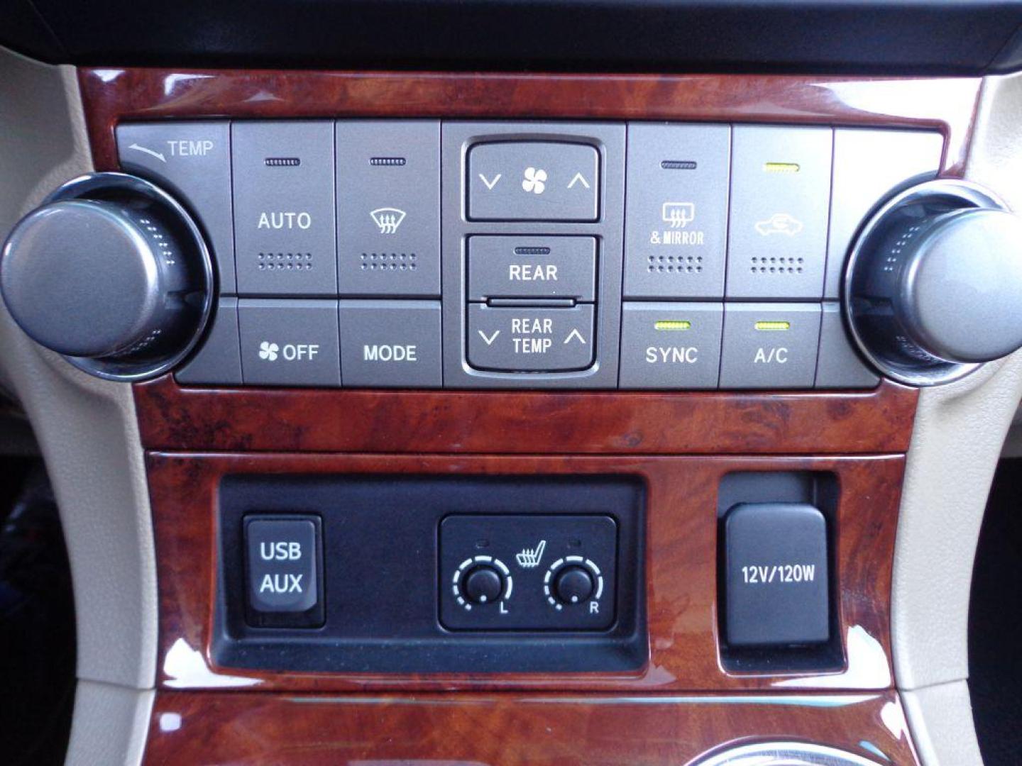 2012 BLACK TOYOTA HIGHLANDER LIMITED (5TDDK3EH3CS) with an 3.5L engine, Automatic transmission, located at 6610 L St., Omaha, NE, 68117, (402) 731-7800, 41.212872, -96.014702 - 1-OWNER, CLEAN CARFAX, LOW MILEAGE, LOADED WITH HEATED LEATHER, SUNROOF, BACKUP CAM AND NEWER TIRES! *****We have found that most customers do the majority of their shopping online before visiting a dealership. For this reason we feel it necessary to have a competitive price on our used vehic - Photo#20