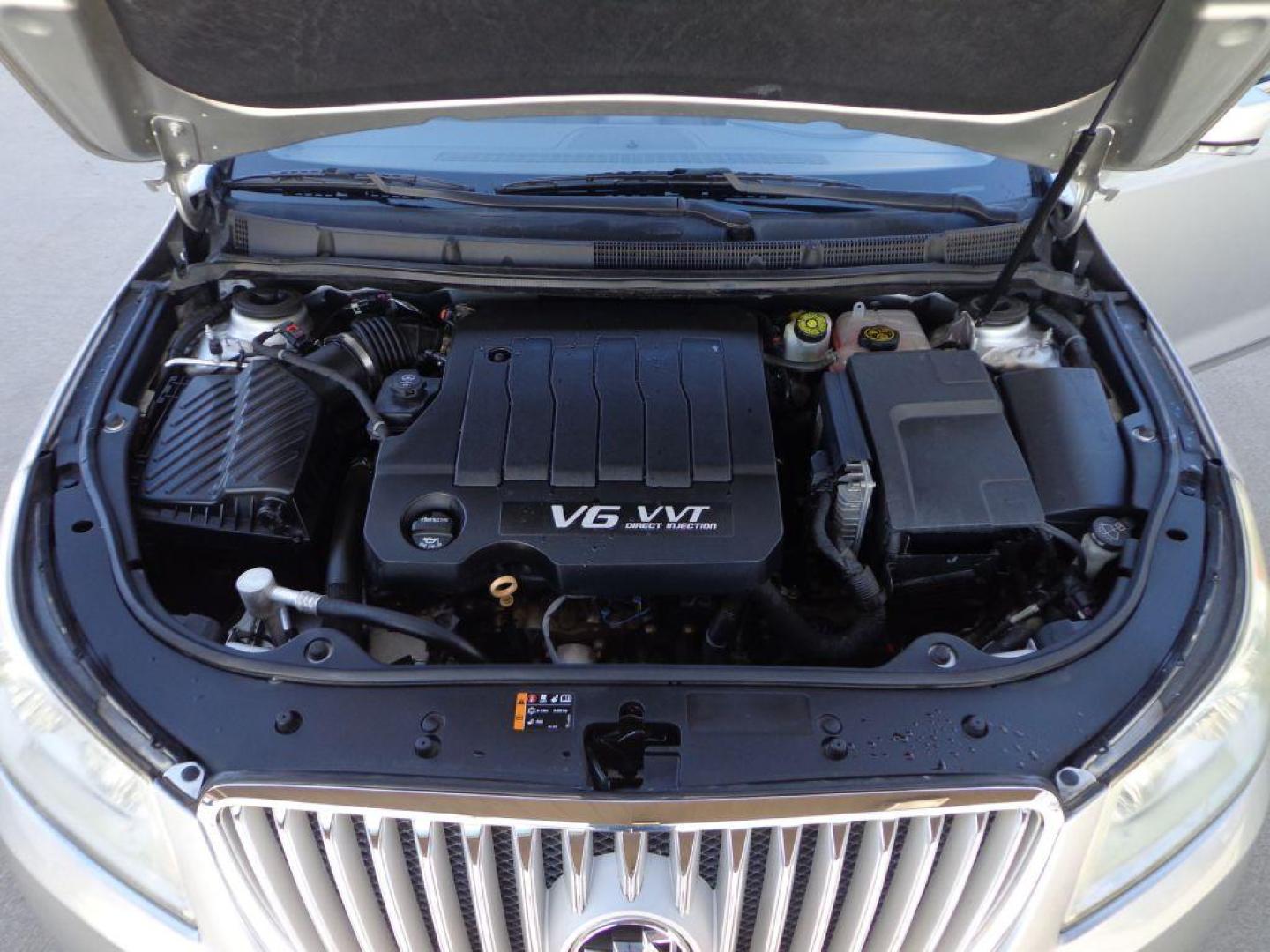 2012 SILVER BUICK LACROSSE PREMIUM (1G4GD5E30CF) with an 3.6L engine, Automatic transmission, located at 6610 L St., Omaha, NE, 68117, (402) 731-7800, 41.212872, -96.014702 - Photo#11