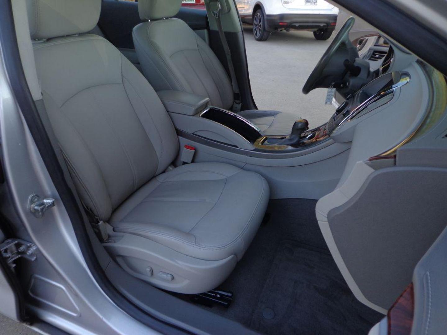 2012 SILVER BUICK LACROSSE PREMIUM (1G4GD5E30CF) with an 3.6L engine, Automatic transmission, located at 6610 L St., Omaha, NE, 68117, (402) 731-7800, 41.212872, -96.014702 - Photo#16