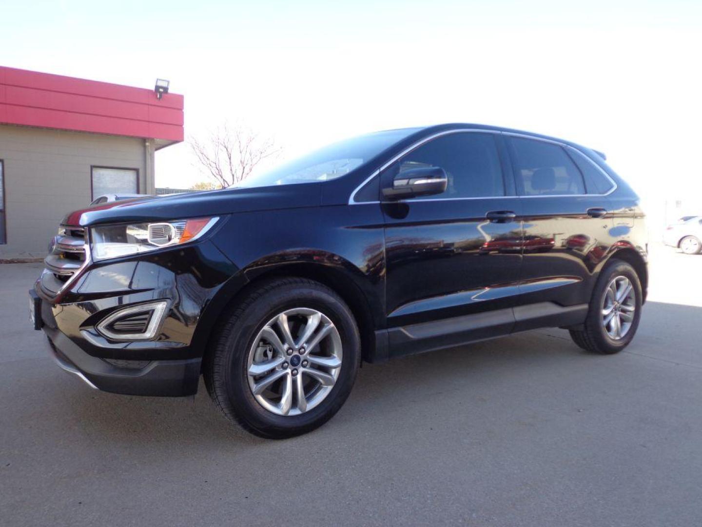 2018 BLACK FORD EDGE SEL (2FMPK4J9XJB) with an 2.0L engine, Automatic transmission, located at 6610 L St., Omaha, NE, 68117, (402) 731-7800, 41.212872, -96.014702 - Photo#0