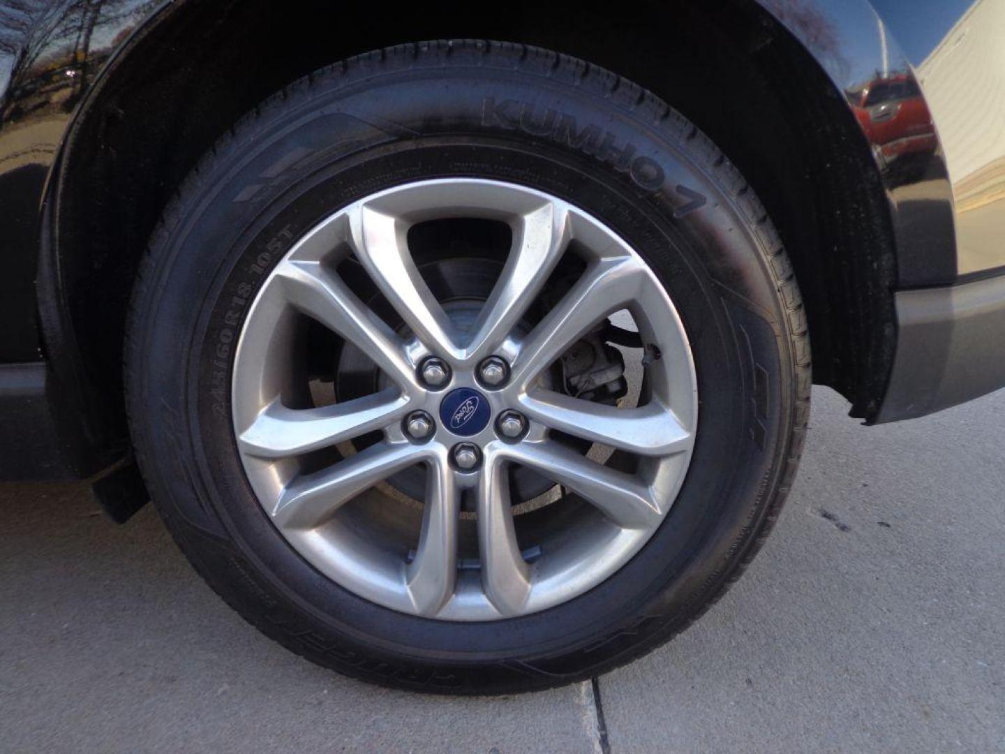 2018 BLACK FORD EDGE SEL (2FMPK4J9XJB) with an 2.0L engine, Automatic transmission, located at 6610 L St., Omaha, NE, 68117, (402) 731-7800, 41.212872, -96.014702 - Photo#10
