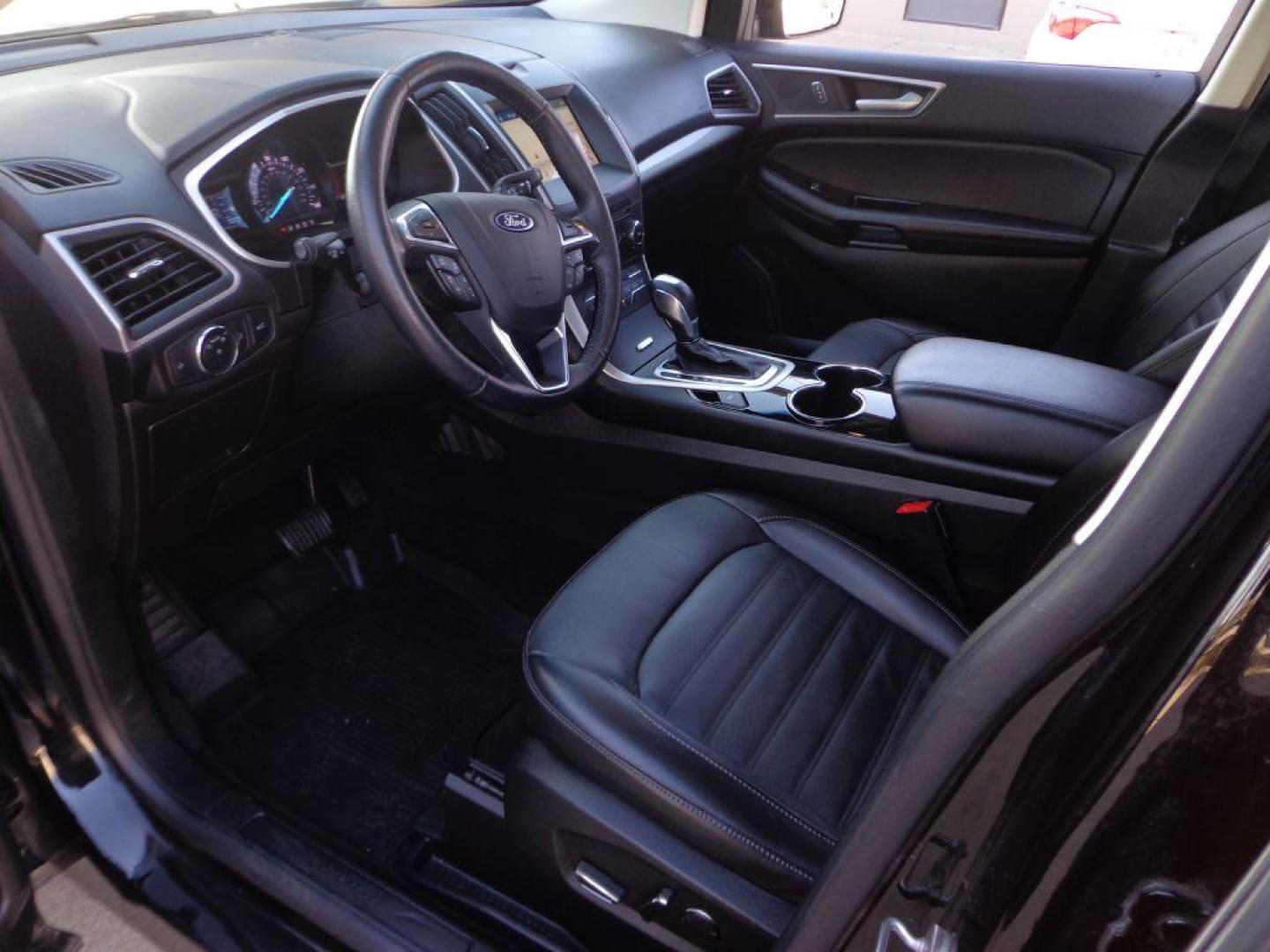 2018 BLACK FORD EDGE SEL (2FMPK4J9XJB) with an 2.0L engine, Automatic transmission, located at 6610 L St., Omaha, NE, 68117, (402) 731-7800, 41.212872, -96.014702 - Photo#14