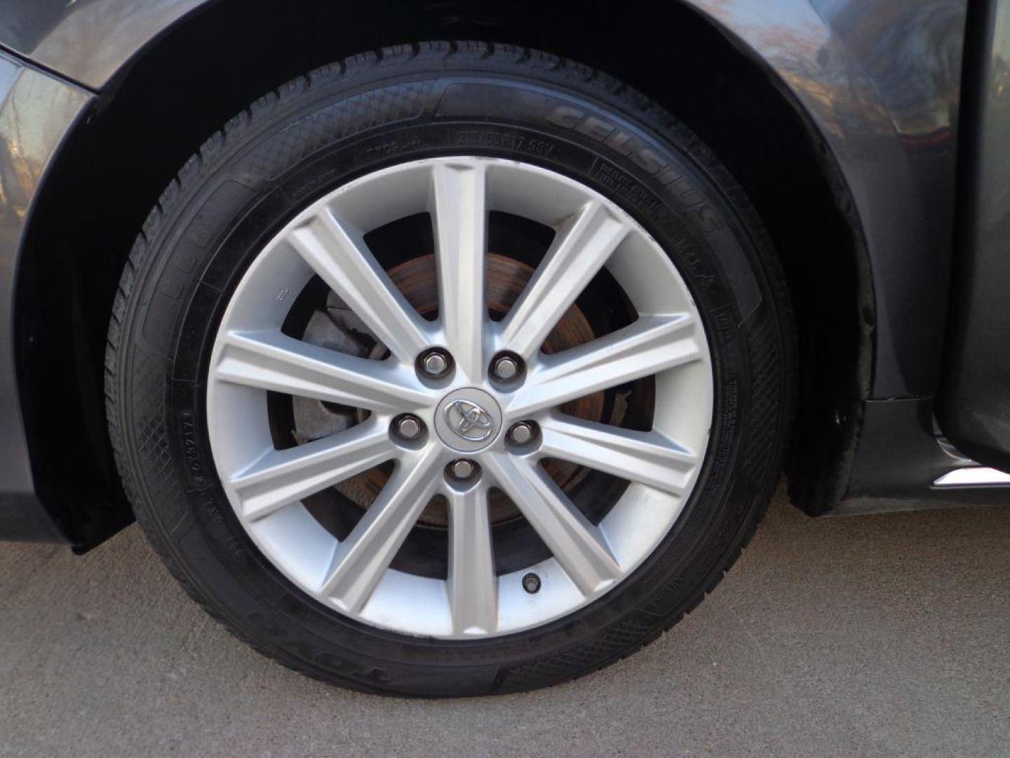 2014 GRAY TOYOTA CAMRY XLE (4T1BF1FK4EU) with an 2.5L engine, Automatic transmission, located at 6610 L St., Omaha, NE, 68117, (402) 731-7800, 41.212872, -96.014702 - 2-OWNER, CLEAN CARFAX, LOW MILEAGE WITH A SUNROOF, HEATED LEATHER, BLIND SPOT ASSIST, BACKUP CAM, BLUETOOTH, ALL WEATHER MATS AND NEWER TIRES! *****We have found that most customers do the majority of their shopping online before visiting a dealership. For this reason we feel it necessary to - Photo#7