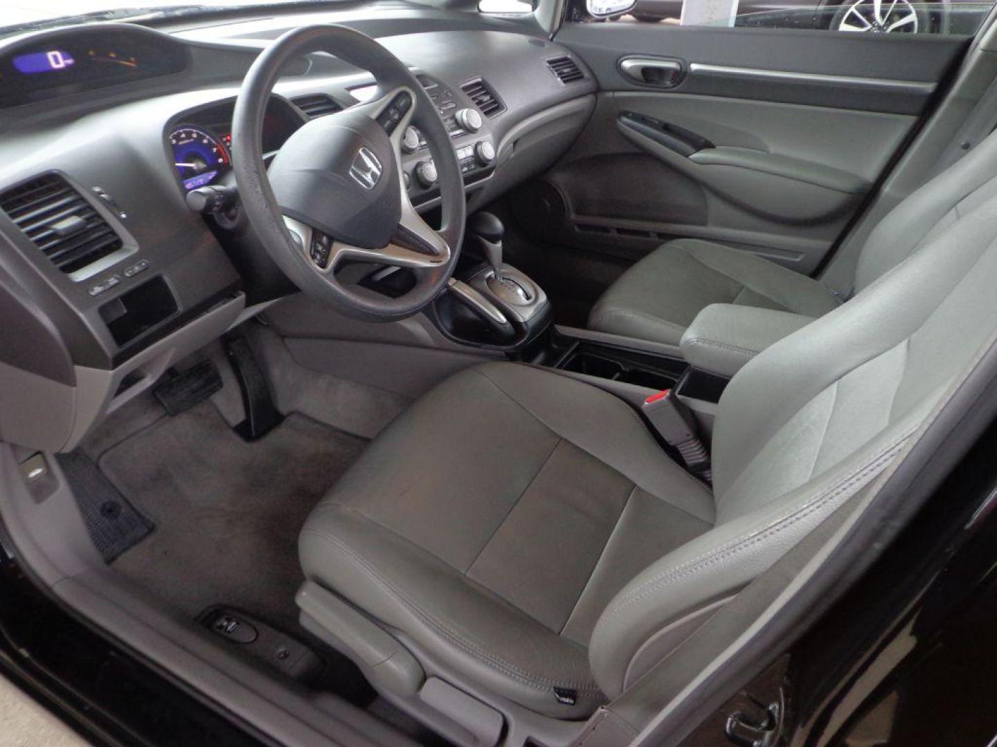2011 BLACK HONDA CIVIC EX (19XFA1F82BE) with an 1.8L engine, Automatic transmission, located at 6610 L St., Omaha, NE, 68117, (402) 731-7800, 41.212872, -96.014702 - Photo#14