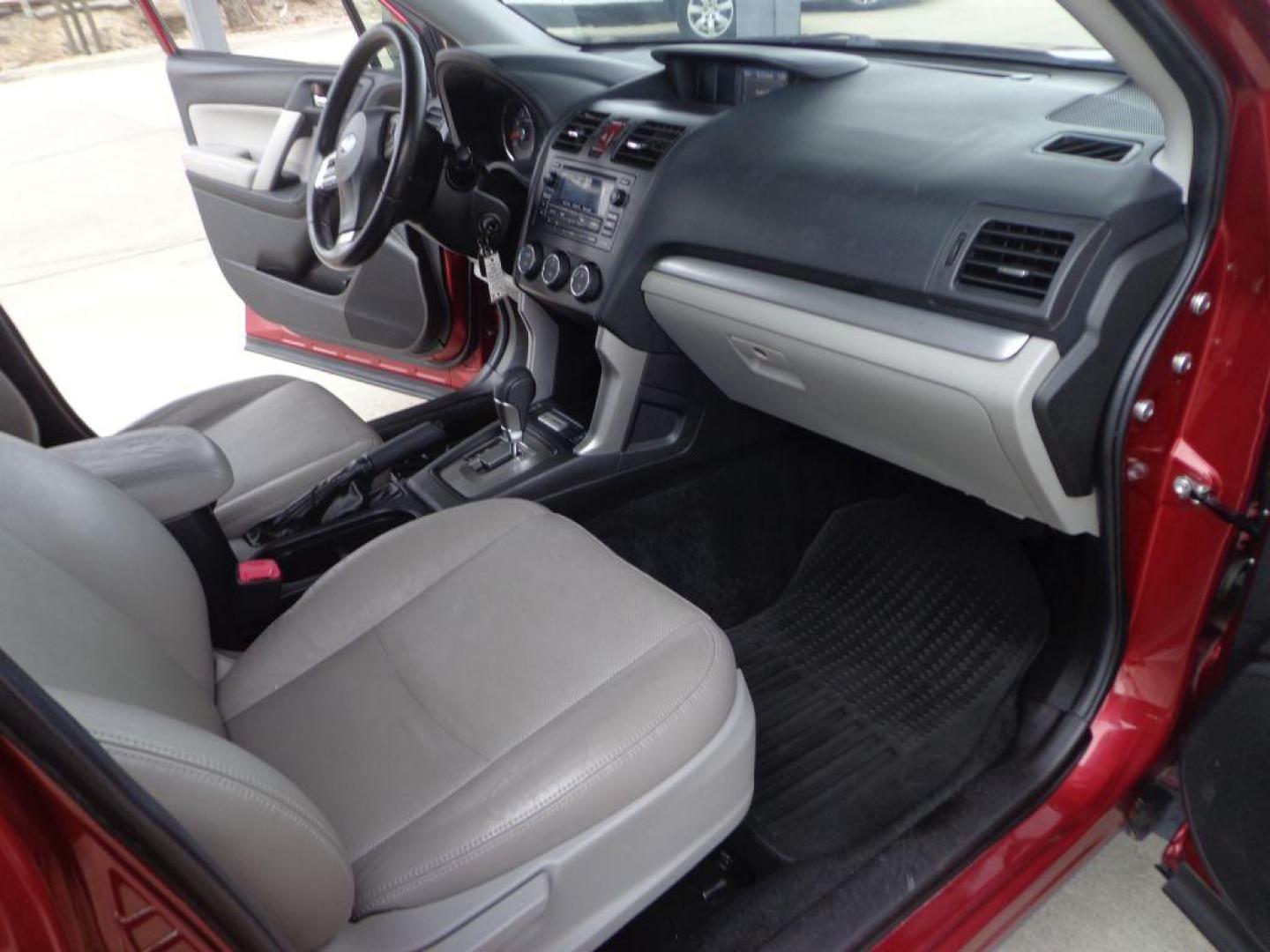 2014 RED SUBARU FORESTER 2.5I LIMITED (JF2SJAHC1EH) with an 2.5L engine, Continuously Variable transmission, located at 6610 L St., Omaha, NE, 68117, (402) 731-7800, 41.212872, -96.014702 - Photo#17
