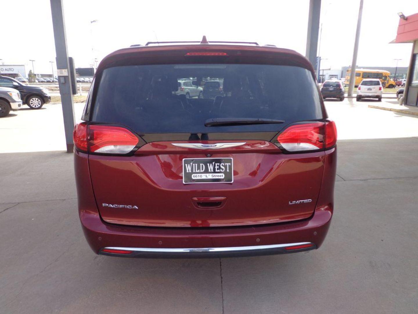 2018 MAROON CHRYSLER PACIFICA LIMITED (2C4RC1GG8JR) with an 3.6L engine, Automatic transmission, located at 6610 L St., Omaha, NE, 68117, (402) 731-7800, 41.212872, -96.014702 - SHARP LIMITED MODEL WITH A CLEAN CARFAX, NEWER TIRES AND MUCH MORE! Uconnectr 4C NAV with 8.4-Inch Display Apple CarPlayr Capable Google Android Autot Capable Tri-Pane Panoramic Sunroof Stow 'n Vact Integrated Vacuum powered by RIDGIDr Active Noise-Control System Heated Front Seats V - Photo#4