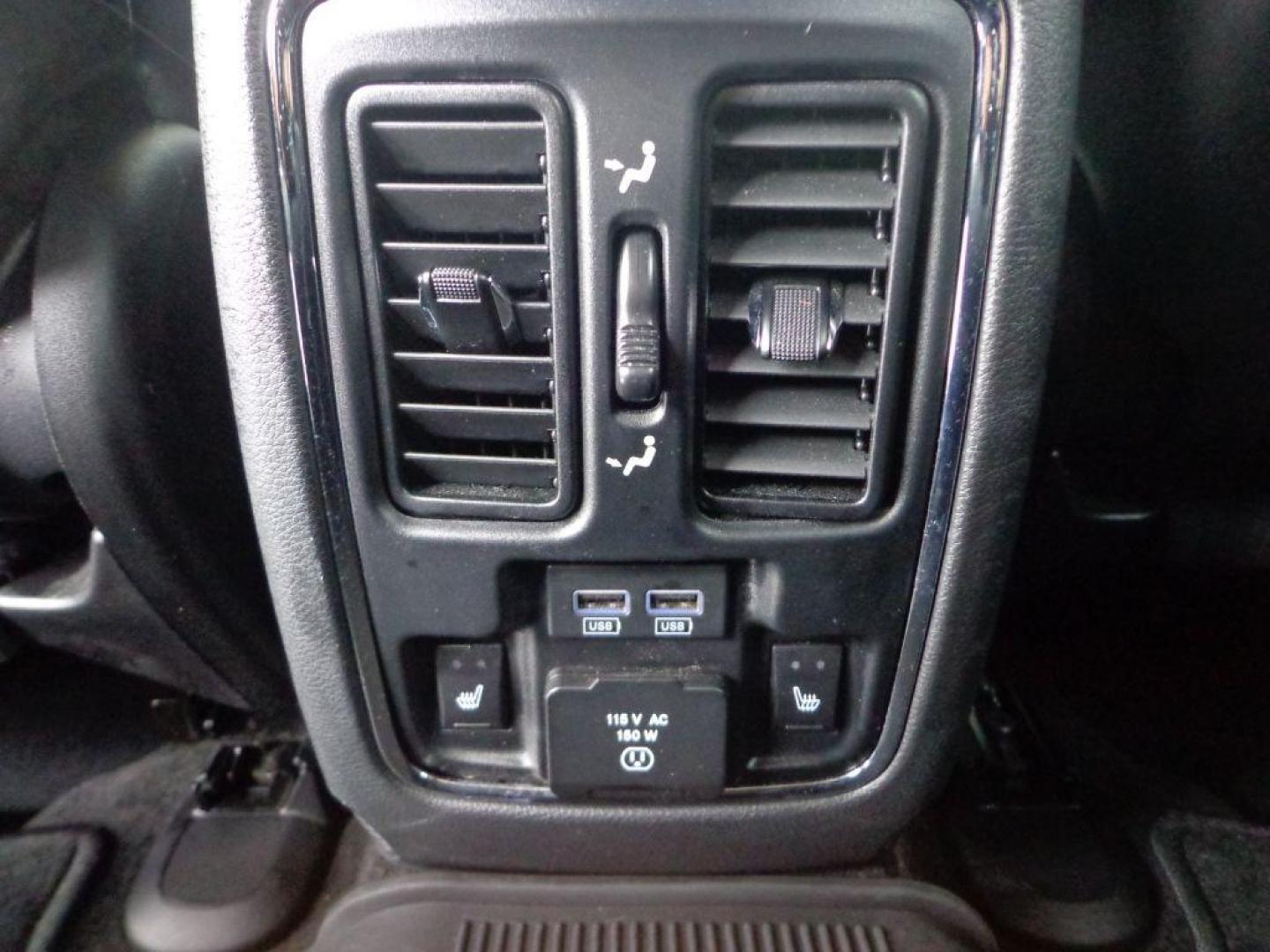 2015 BLACK JEEP GRAND CHEROKEE LIMITED (1C4RJFBGXFC) with an 3.6L engine, Automatic transmission, located at 6610 L St., Omaha, NE, 68117, (402) 731-7800, 41.212872, -96.014702 - 1-OWNER, CLEAN CARFAX, LOW MILEAGE, HEATED FRONT/REAR SEATS, SUNROOF, NAV AND NEWER TIRES! *****We have found that most customers do the majority of their shopping online before visiting a dealership. For this reason we feel it necessary to have a competitive price on our used vehicles right - Photo#20