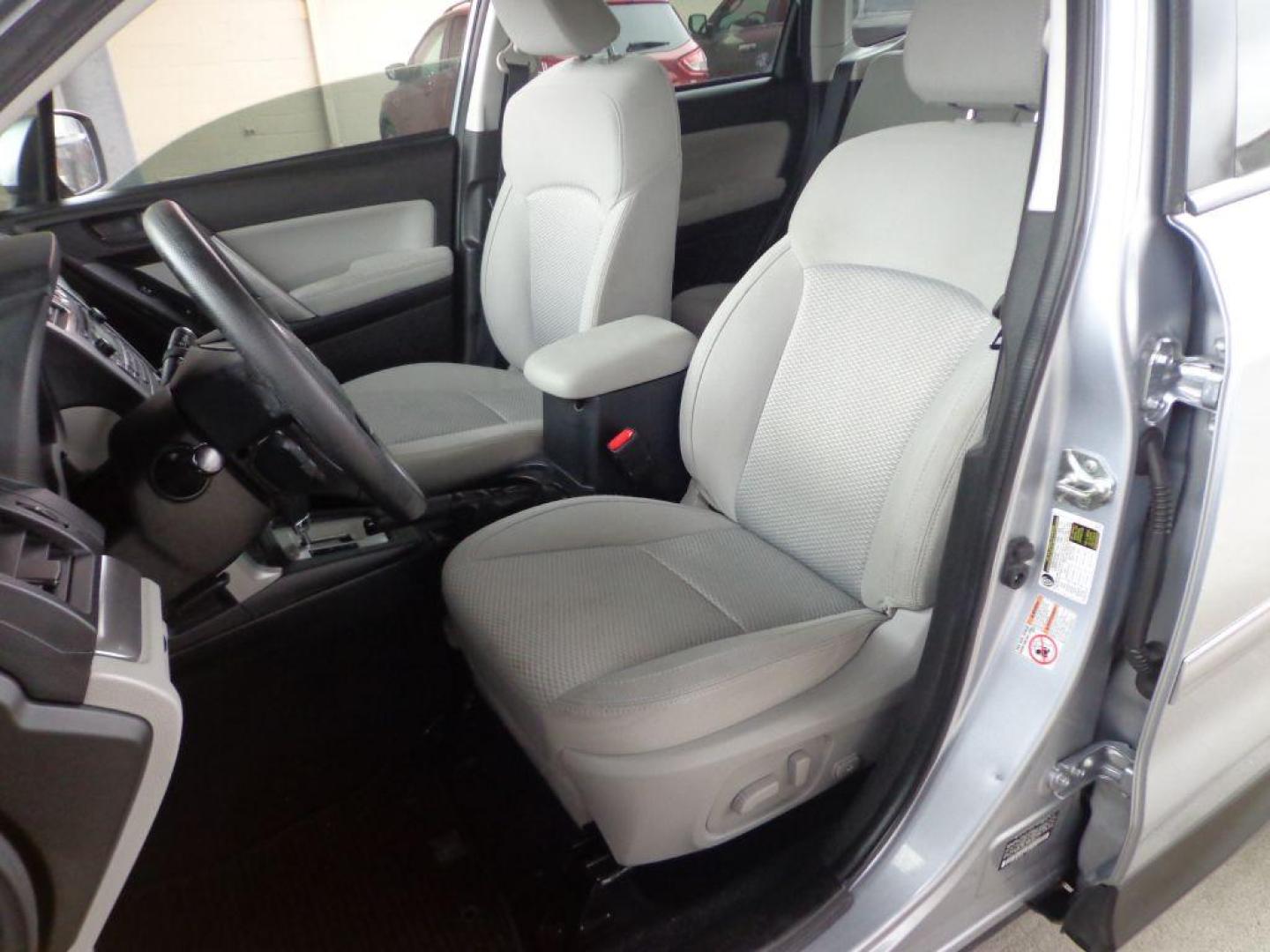 2015 SILVER SUBARU FORESTER 2.5I PREMIUM (JF2SJAFC0FH) with an 2.5L engine, Automatic transmission, located at 6610 L St., Omaha, NE, 68117, (402) 731-7800, 41.212872, -96.014702 - NICE LOW MILE PREMIUM WITH A CLEAN CARFAX, HEATED SEATS, SUNROOF, BACKUP CAM AND NEWER TIRES! *****We have found that most customers do the majority of their shopping online before visiting a dealership. For this reason we feel it necessary to have a competitive price on our used vehicles rig - Photo#13