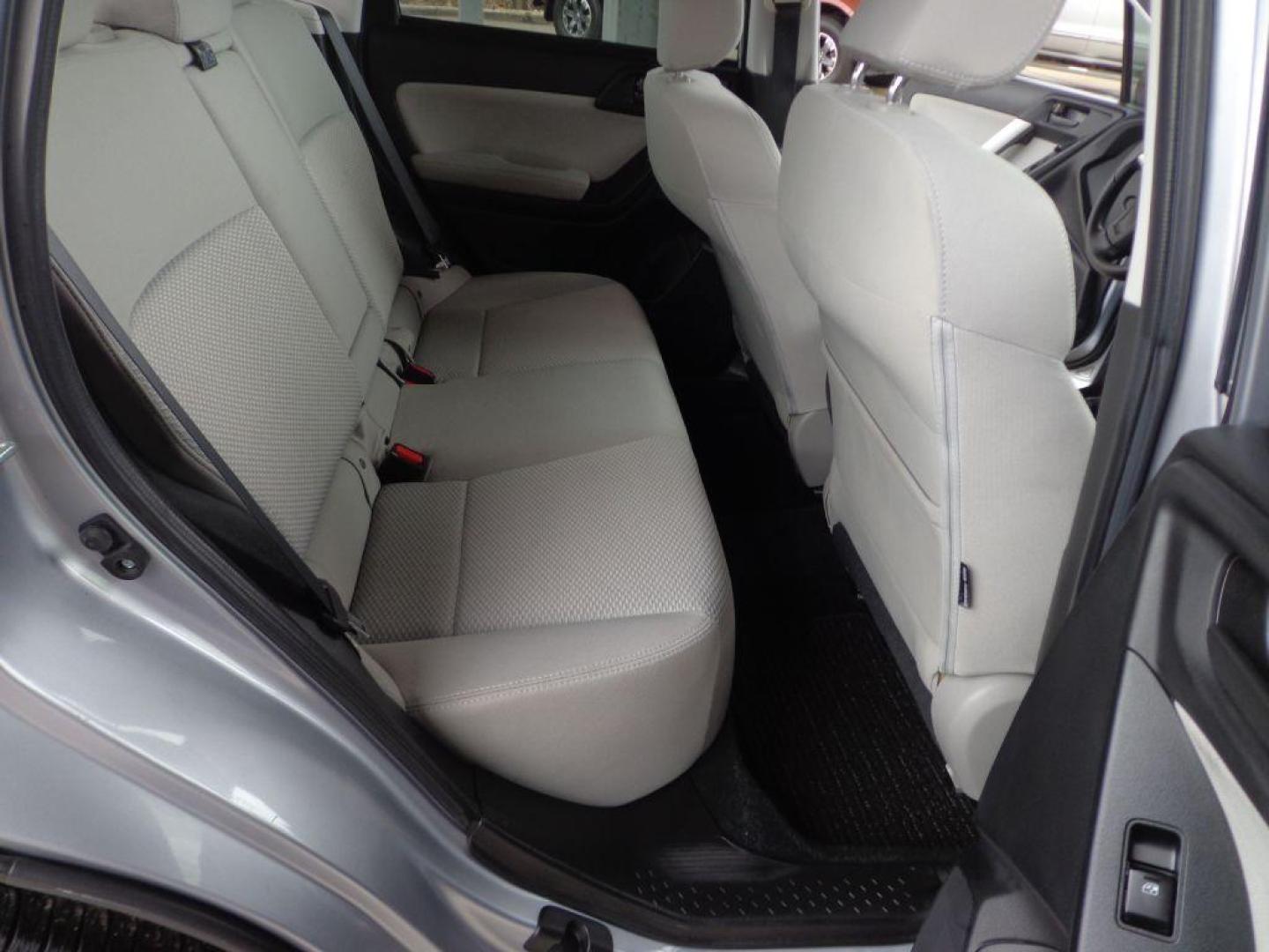 2015 SILVER SUBARU FORESTER 2.5I PREMIUM (JF2SJAFC0FH) with an 2.5L engine, Automatic transmission, located at 6610 L St., Omaha, NE, 68117, (402) 731-7800, 41.212872, -96.014702 - NICE LOW MILE PREMIUM WITH A CLEAN CARFAX, HEATED SEATS, SUNROOF, BACKUP CAM AND NEWER TIRES! *****We have found that most customers do the majority of their shopping online before visiting a dealership. For this reason we feel it necessary to have a competitive price on our used vehicles rig - Photo#18
