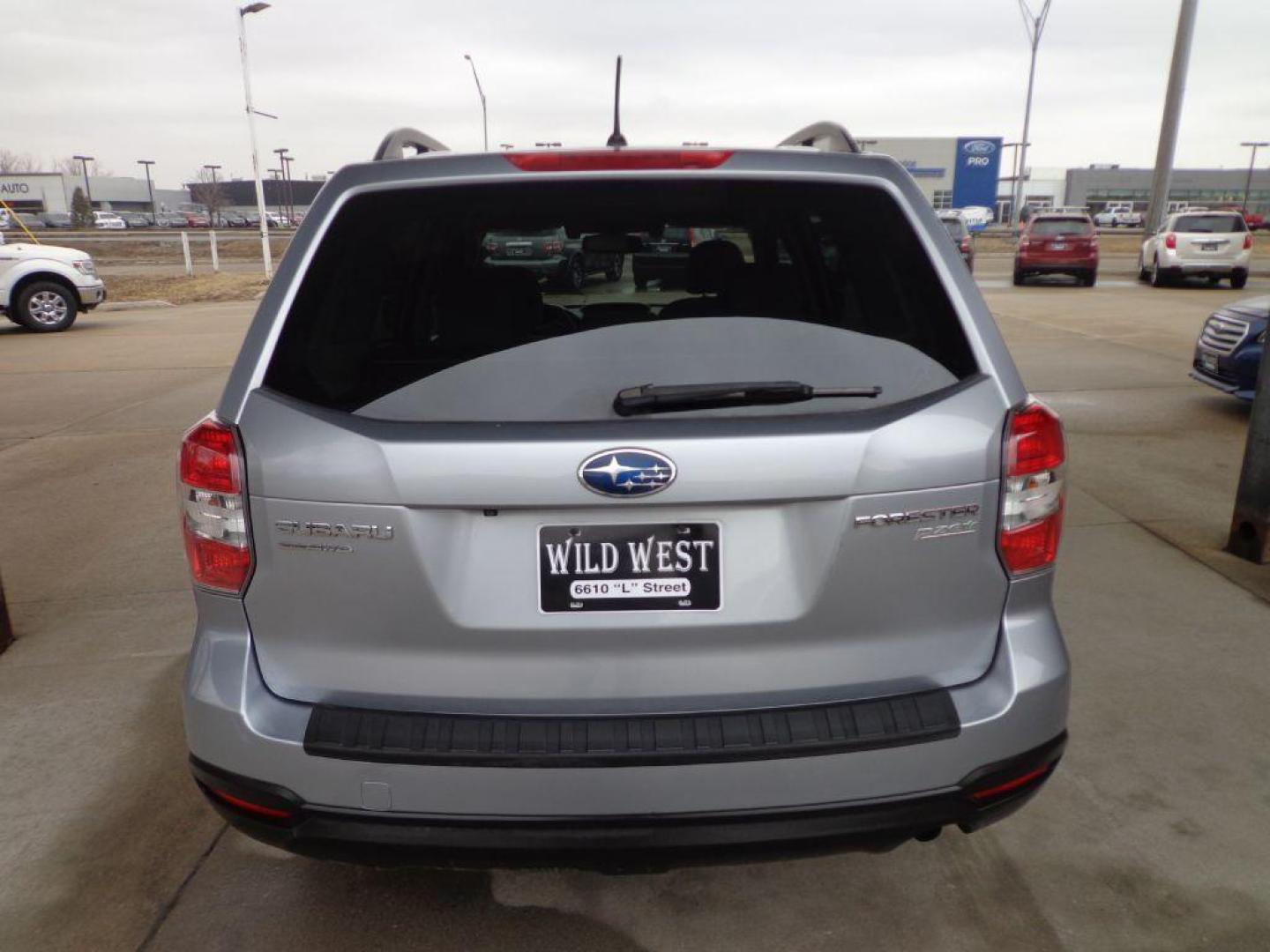 2015 SILVER SUBARU FORESTER 2.5I PREMIUM (JF2SJAFC0FH) with an 2.5L engine, Automatic transmission, located at 6610 L St., Omaha, NE, 68117, (402) 731-7800, 41.212872, -96.014702 - NICE LOW MILE PREMIUM WITH A CLEAN CARFAX, HEATED SEATS, SUNROOF, BACKUP CAM AND NEWER TIRES! *****We have found that most customers do the majority of their shopping online before visiting a dealership. For this reason we feel it necessary to have a competitive price on our used vehicles rig - Photo#4