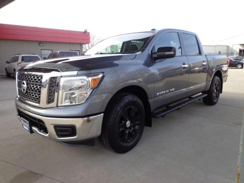 2018 NISSAN TITAN SV