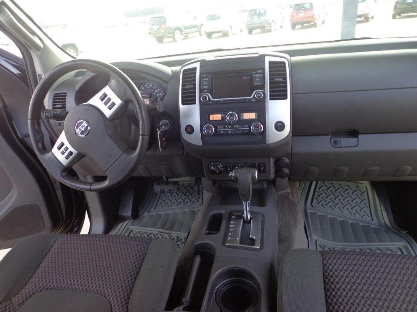 2015 BLACK NISSAN FRONTIER SV (1N6AD0CW6FN) with an 4.0L engine, Automatic transmission, located at 6610 L St., Omaha, NE, 68117, (402) 731-7800, 41.212872, -96.014702 - SHARP 2-OWNER, CLEAN CARFAX, LOW MILEAGE AND NEWER TIRES! *****We have found that most customers do the majority of their shopping online before visiting a dealership. For this reason we feel it necessary to have a competitive price on our used vehicles right up front. We spend time researching - Photo#18